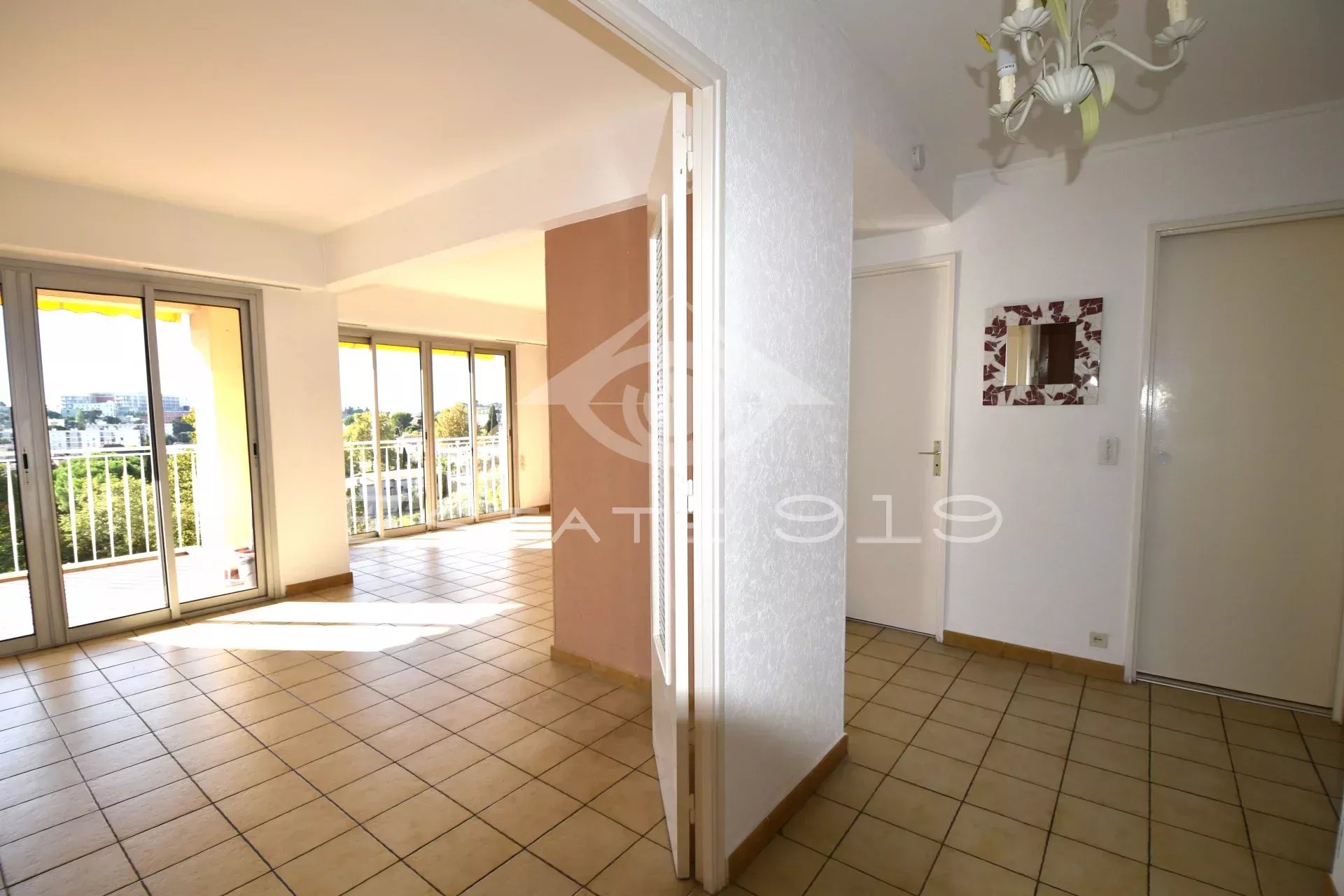 EXCLUSIVITE - LE CANNET - 3 PIECES 63,32 M² - VUE PANORAMIQUE