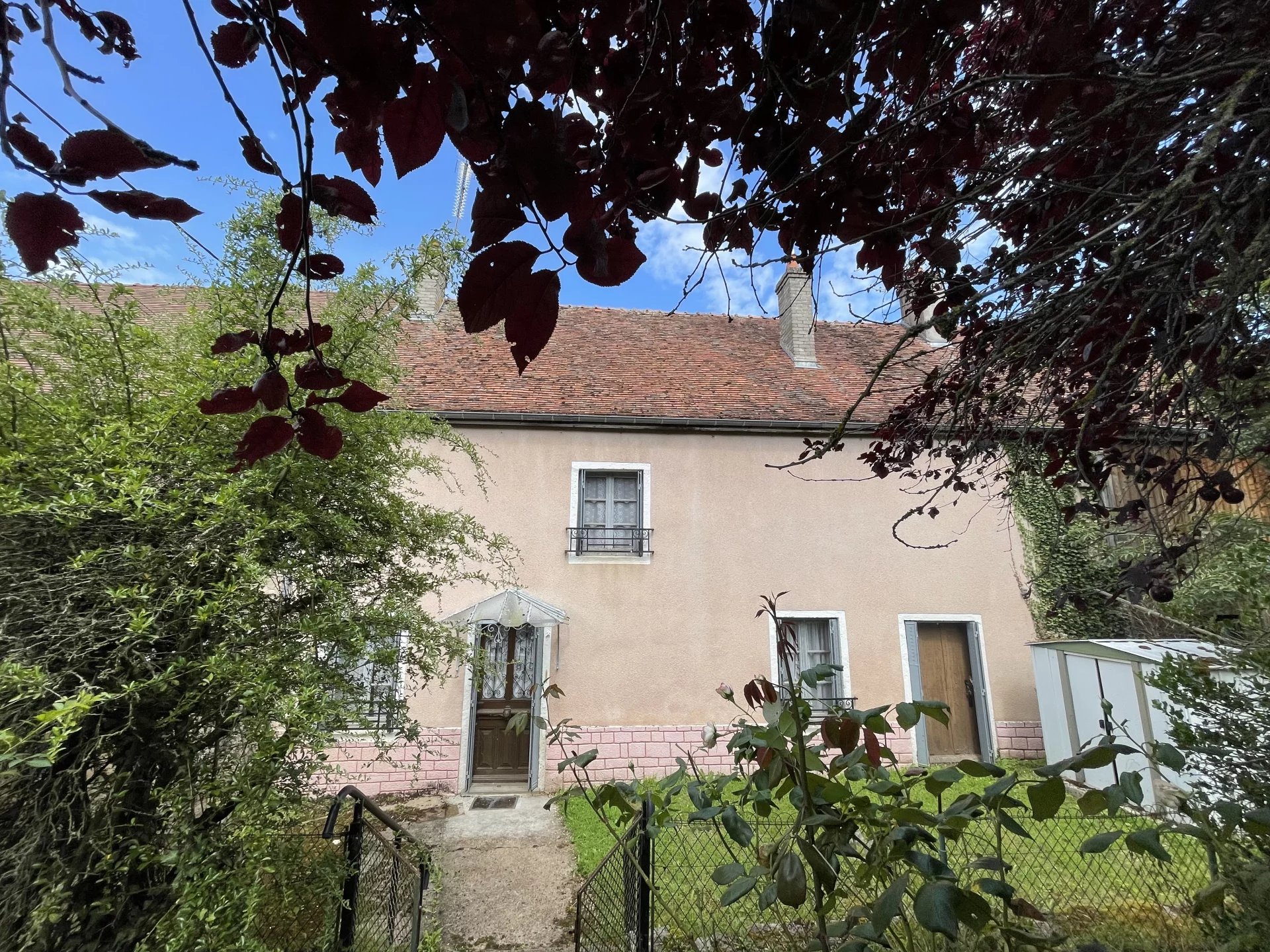 Maison centre ville située au calme avec jardin