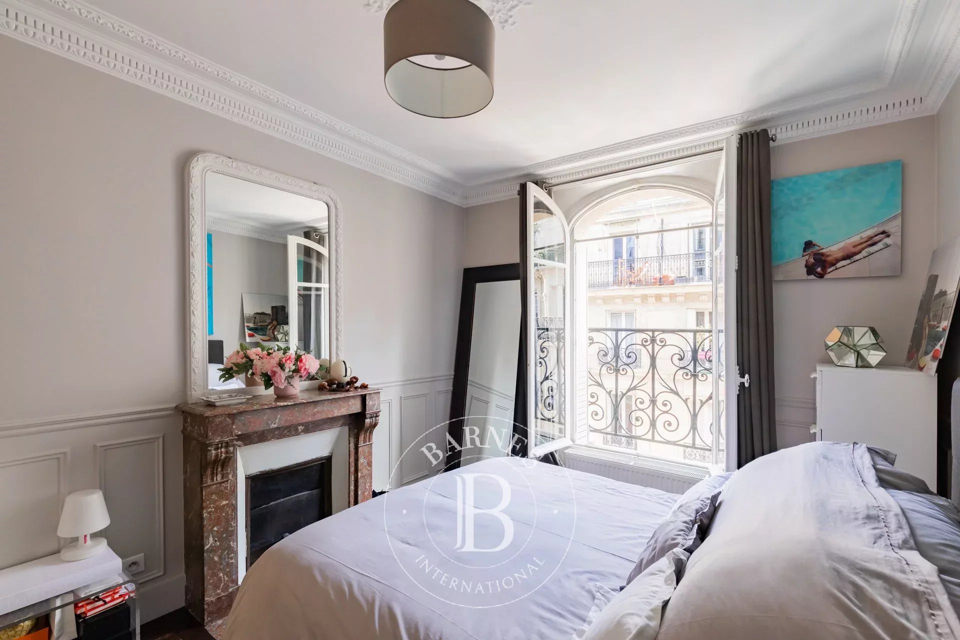 Daire Paris 18ème - picture 4