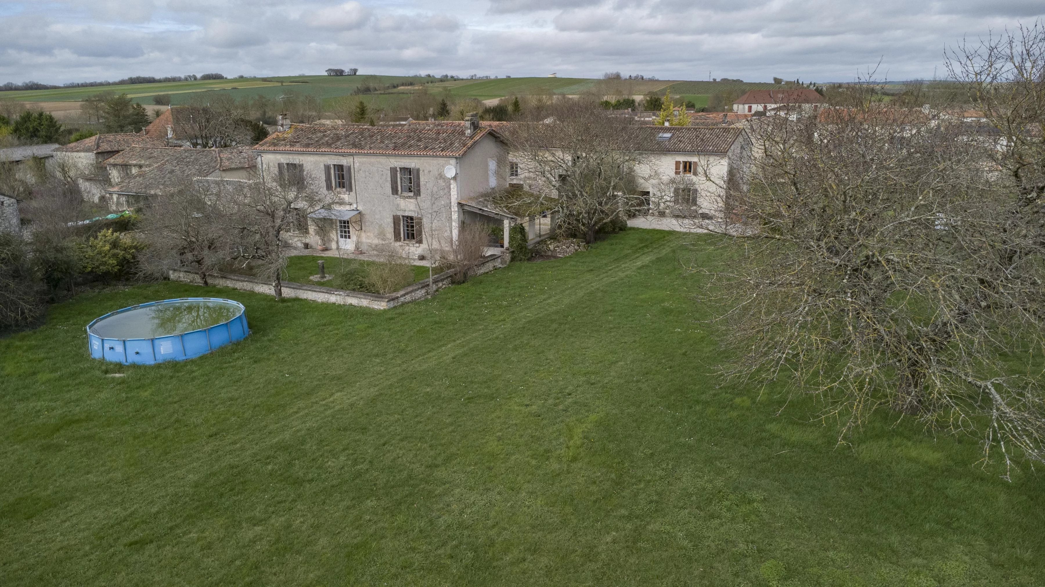 House in Genac - Image 2