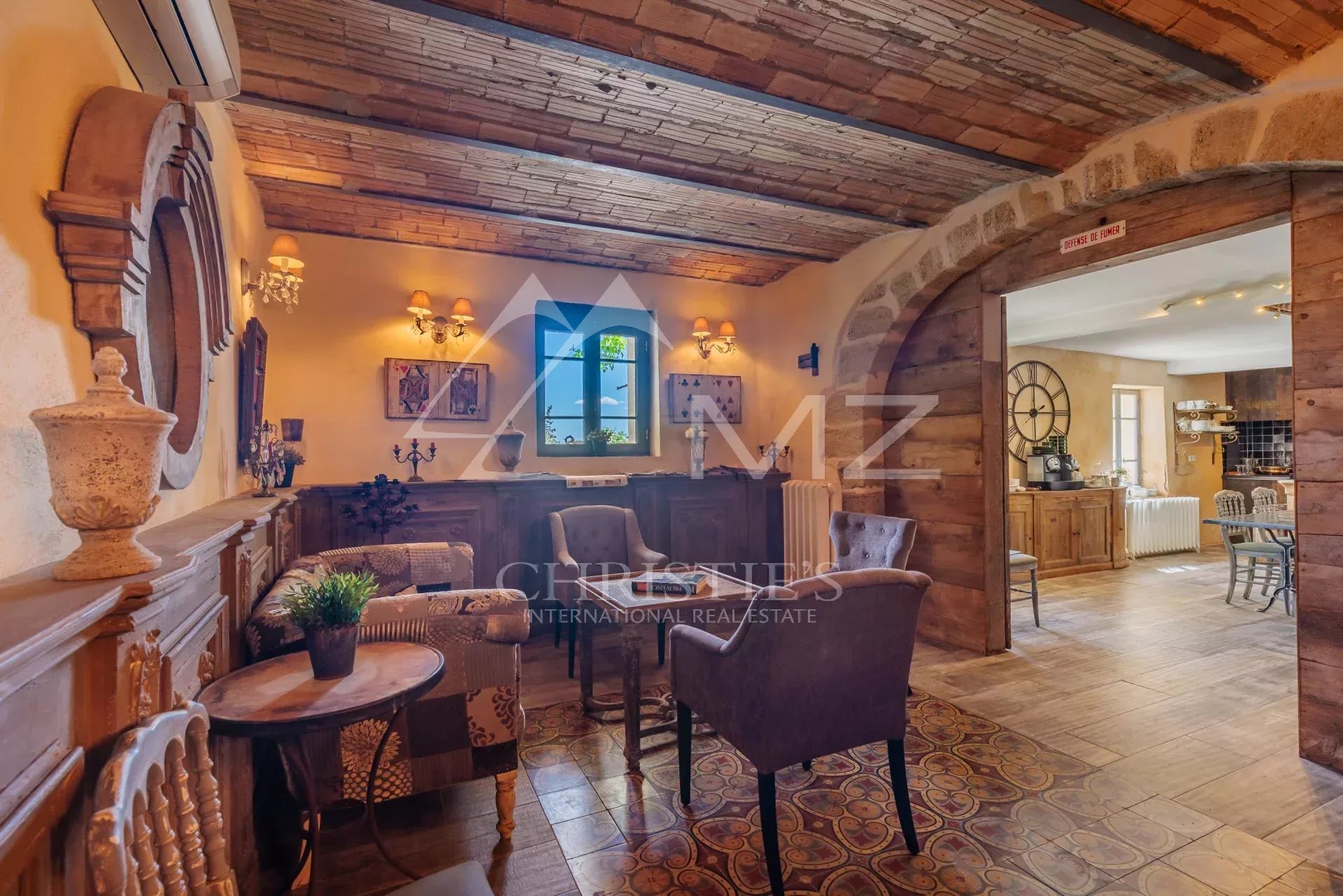 7 Bedroom Villa/Townhouse's Image 6