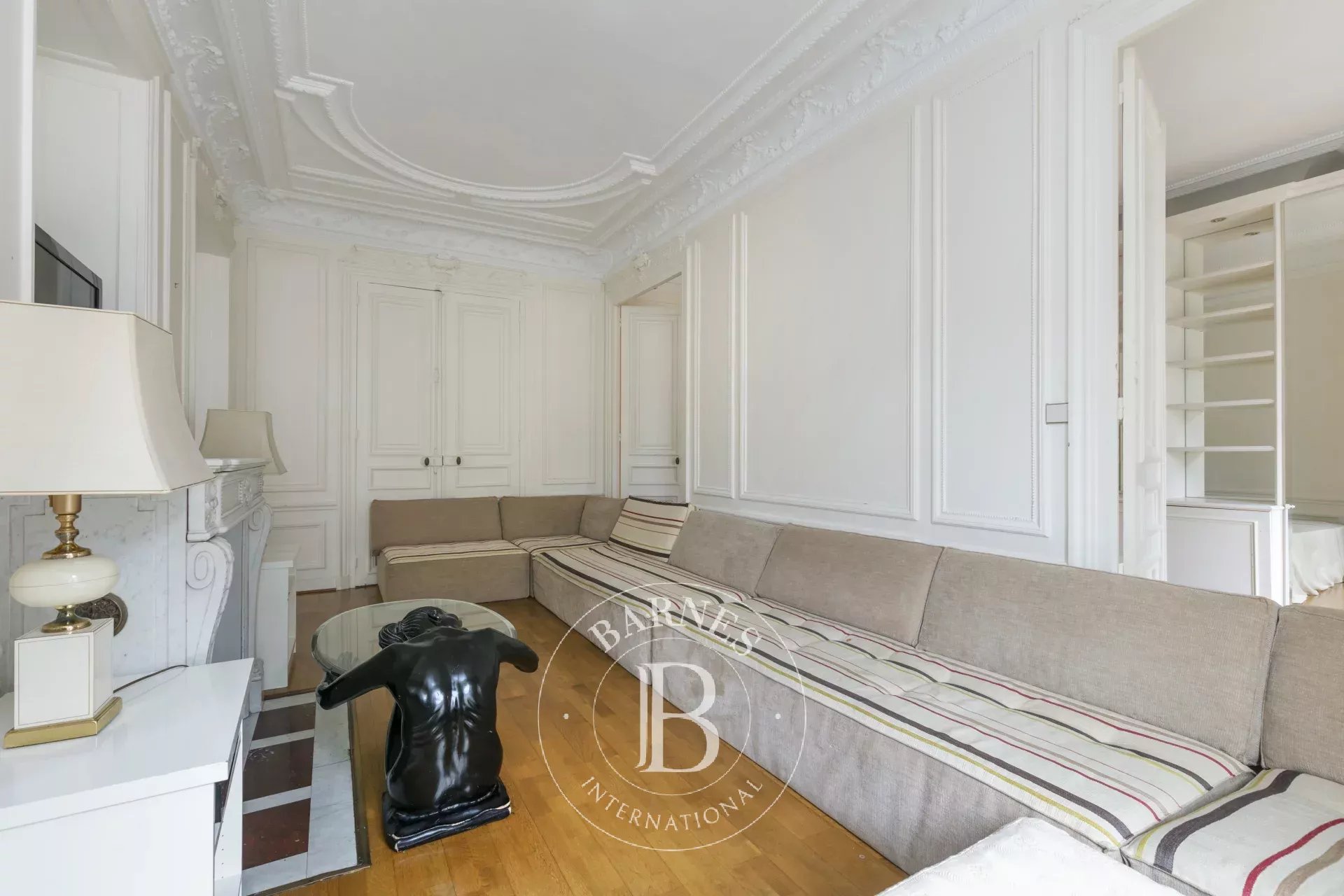 Daire Paris 8ème - picture 7