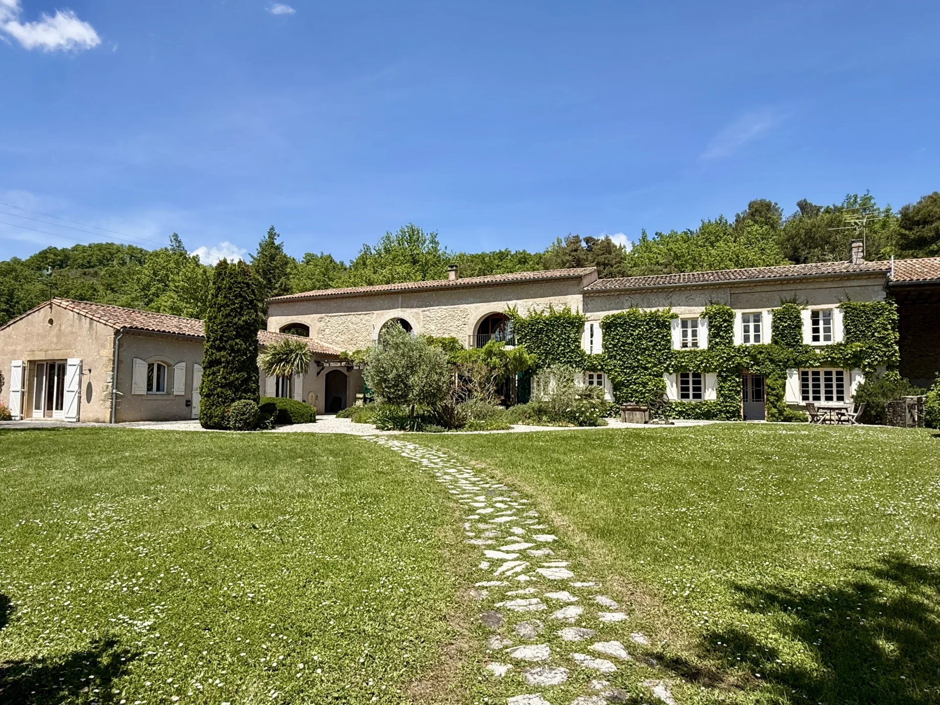 Substantial Farmhouse in Private Grounds