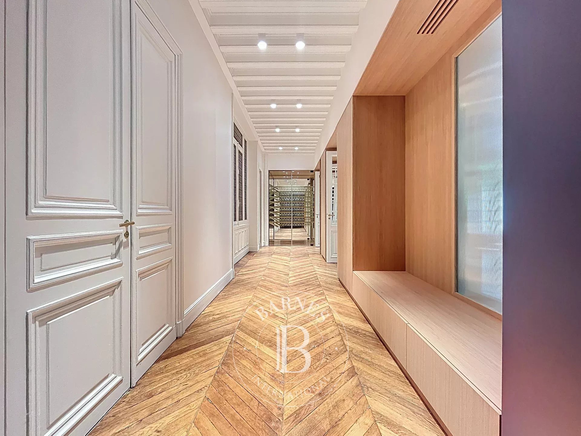 Paris  - Apartment 5 Bedrooms - picture 12