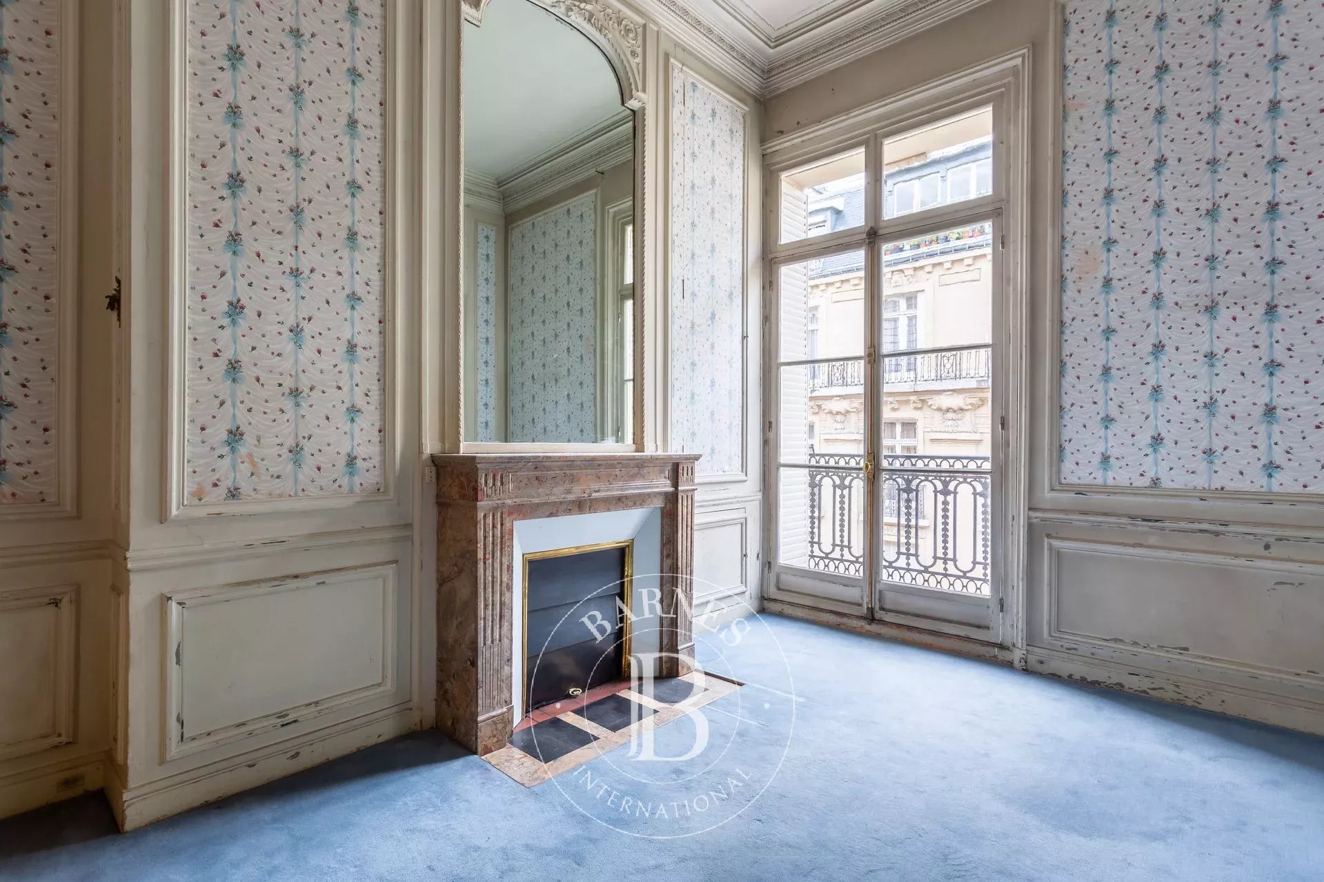 Daire Paris 8ème - picture 8