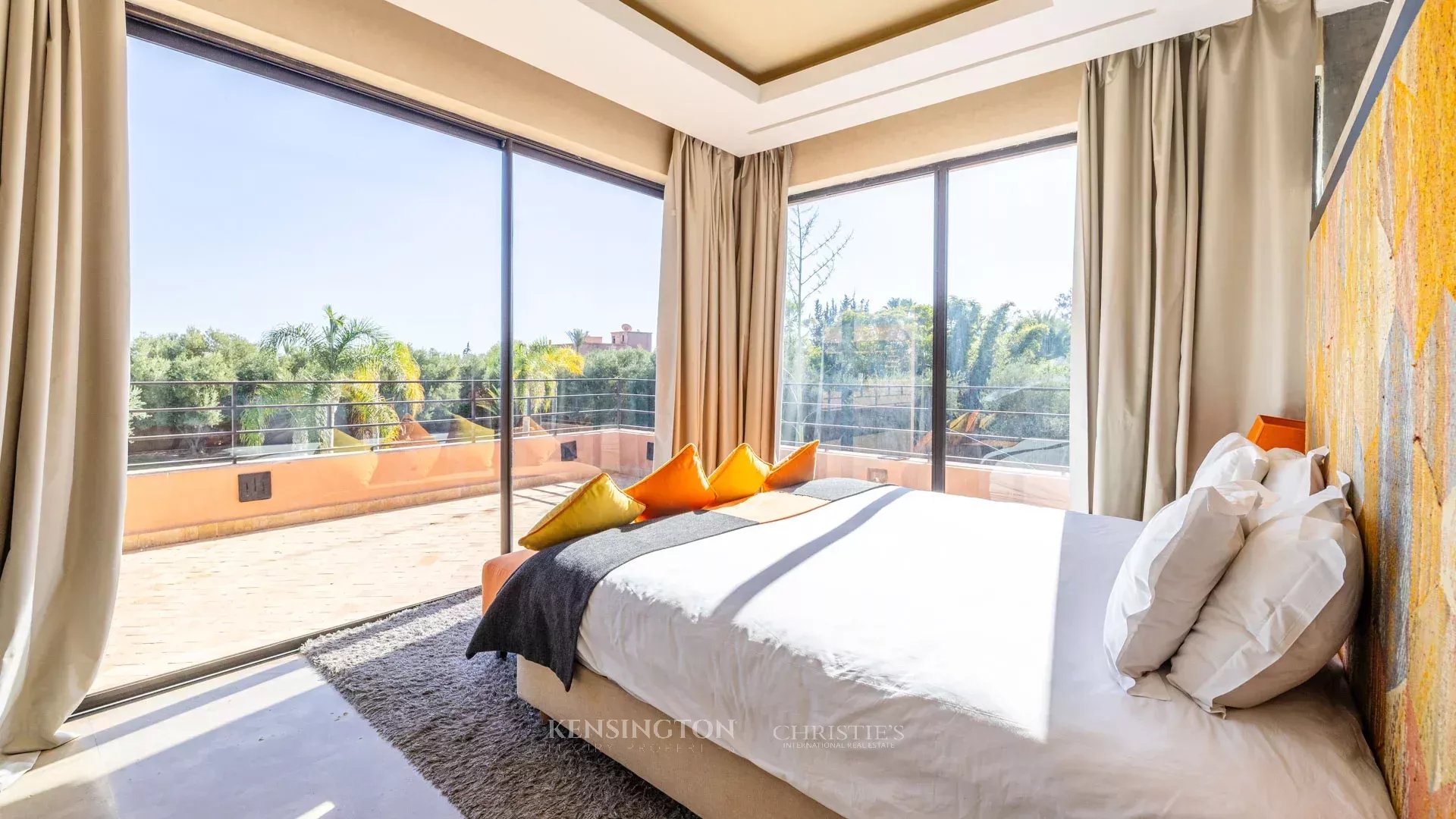 11 Bedroom Villa/Townhouse's Image 11