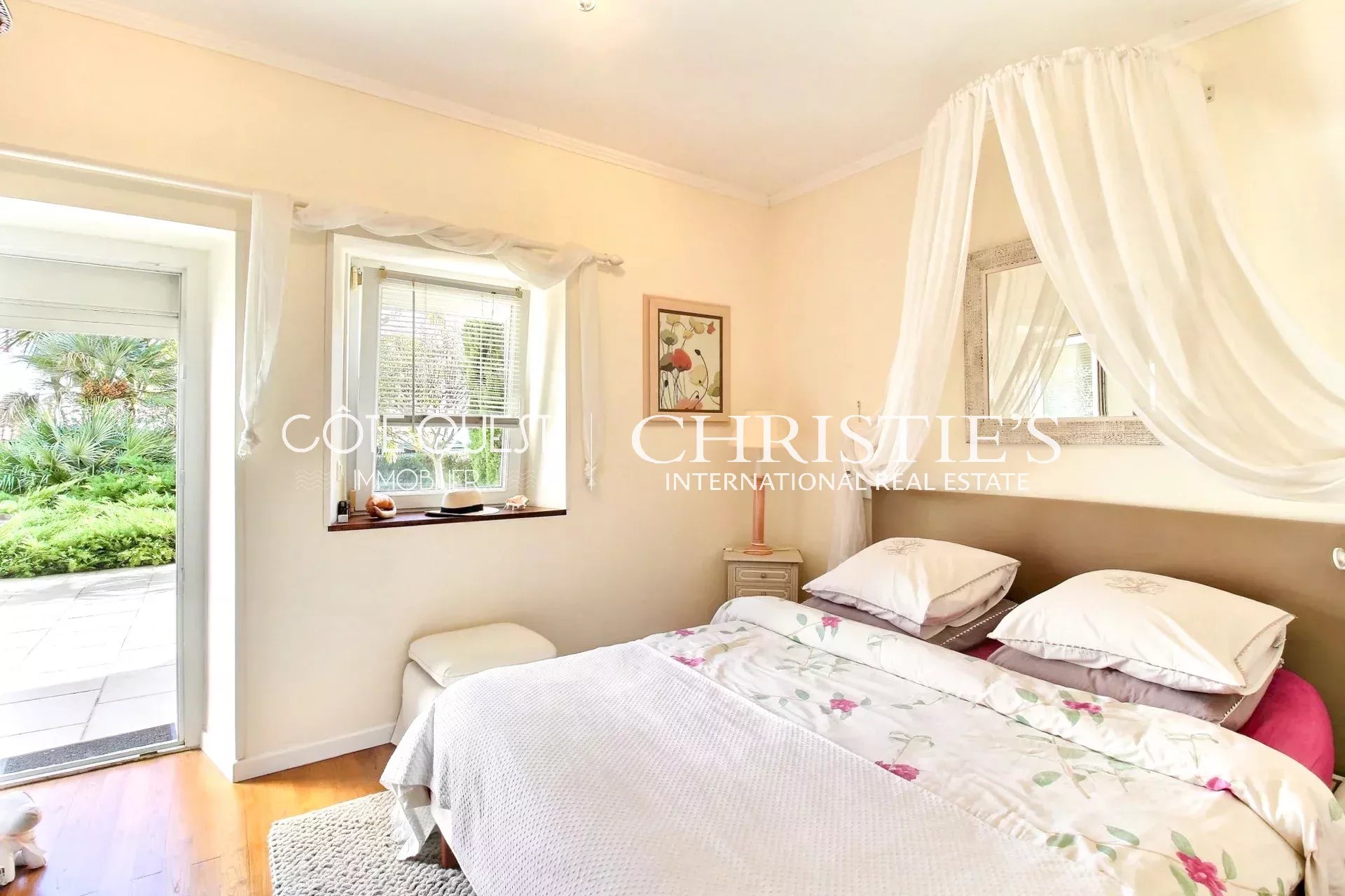 4 Bedroom Apartment/Flat's Image 6