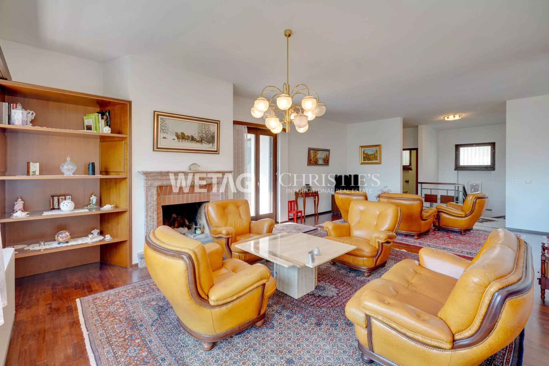 5 Bedroom Villa/Townhouse's Image 4