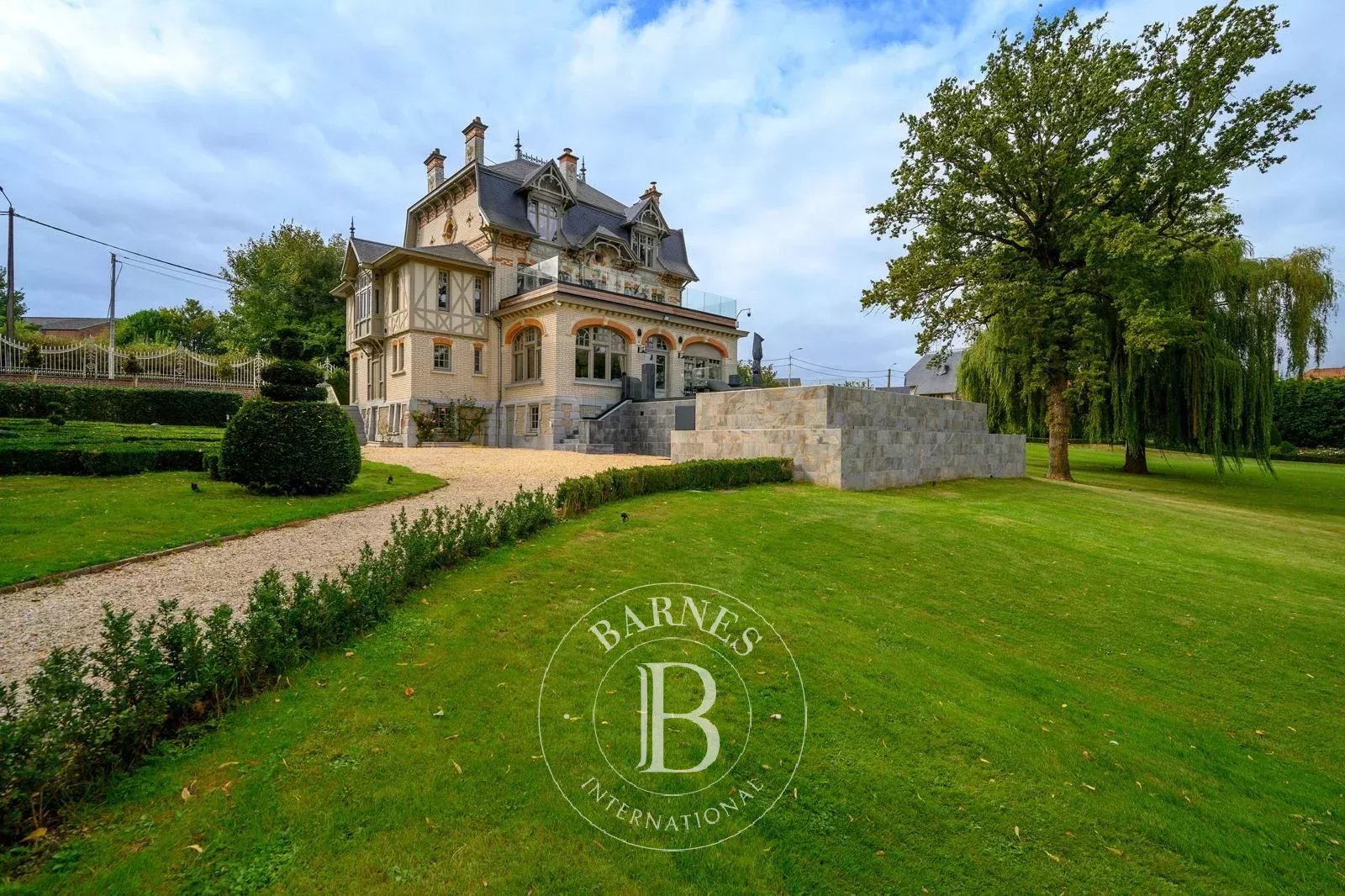 Propri&eacute;t&eacute; d&rsquo;exception &agrave; vendre &agrave; Mons-en-P&eacute;v&egrave;le
