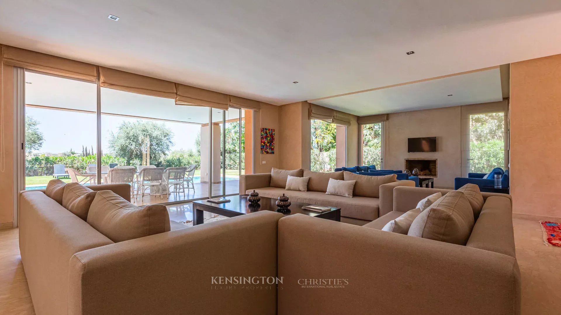4 Bedroom Villa/Townhouse's Image 4