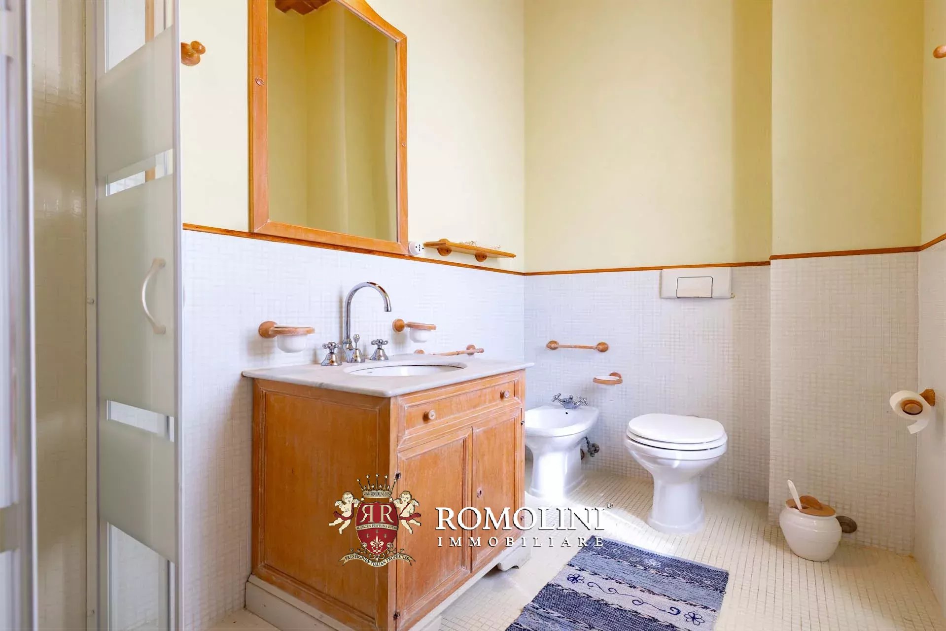 15 Bedroom Villa/Townhouse's Image 49