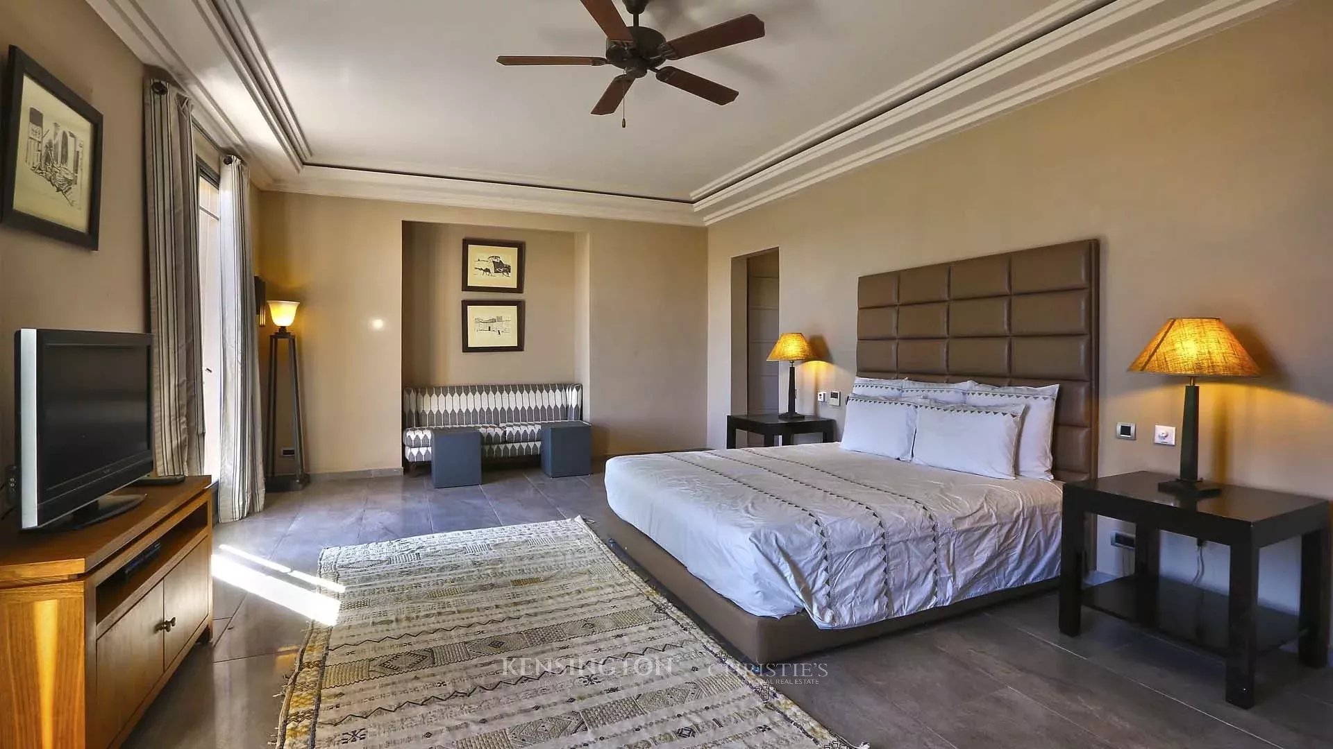 8 Bedroom Villa/Townhouse's Image 22