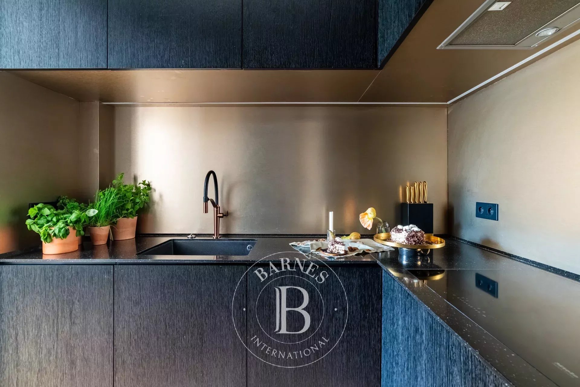 Daire Paris 16ème - picture 15