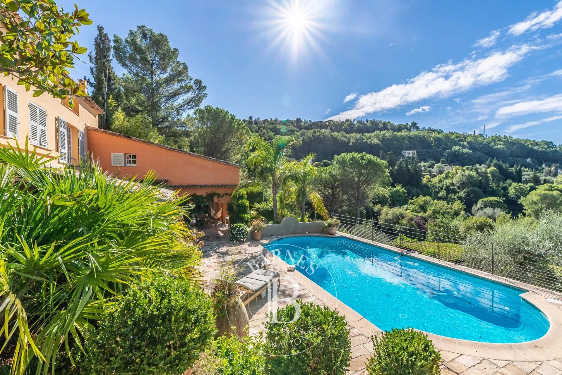 Grasse-   Delightful XVIII C  charming  farmhouse with countryside views