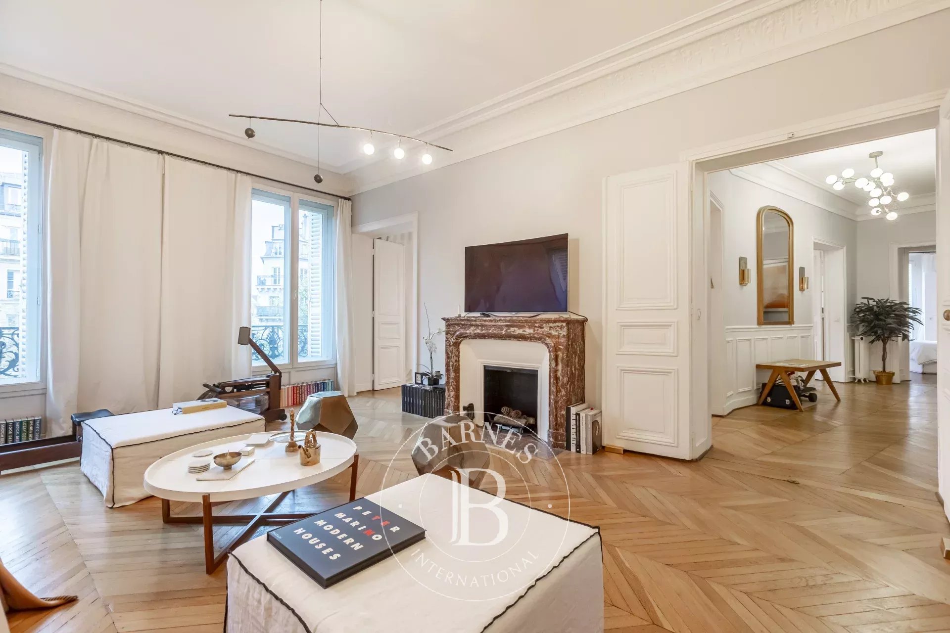 Paris 8 Étoile / Wagram - Renovated 3rd floor corner apartment - 3 or 4 bedrooms - picture 5
