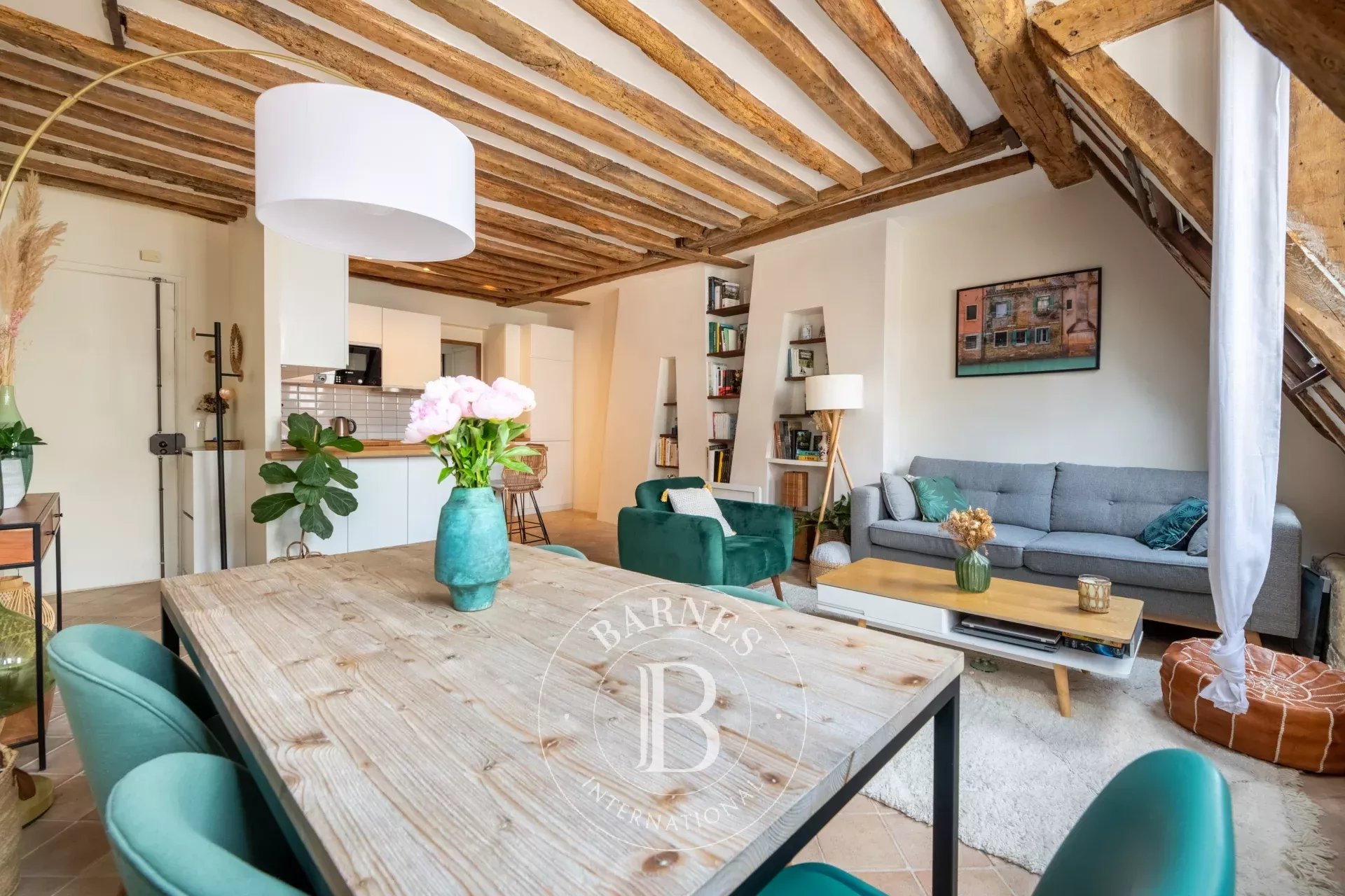 Daire Paris 3ème - picture 7