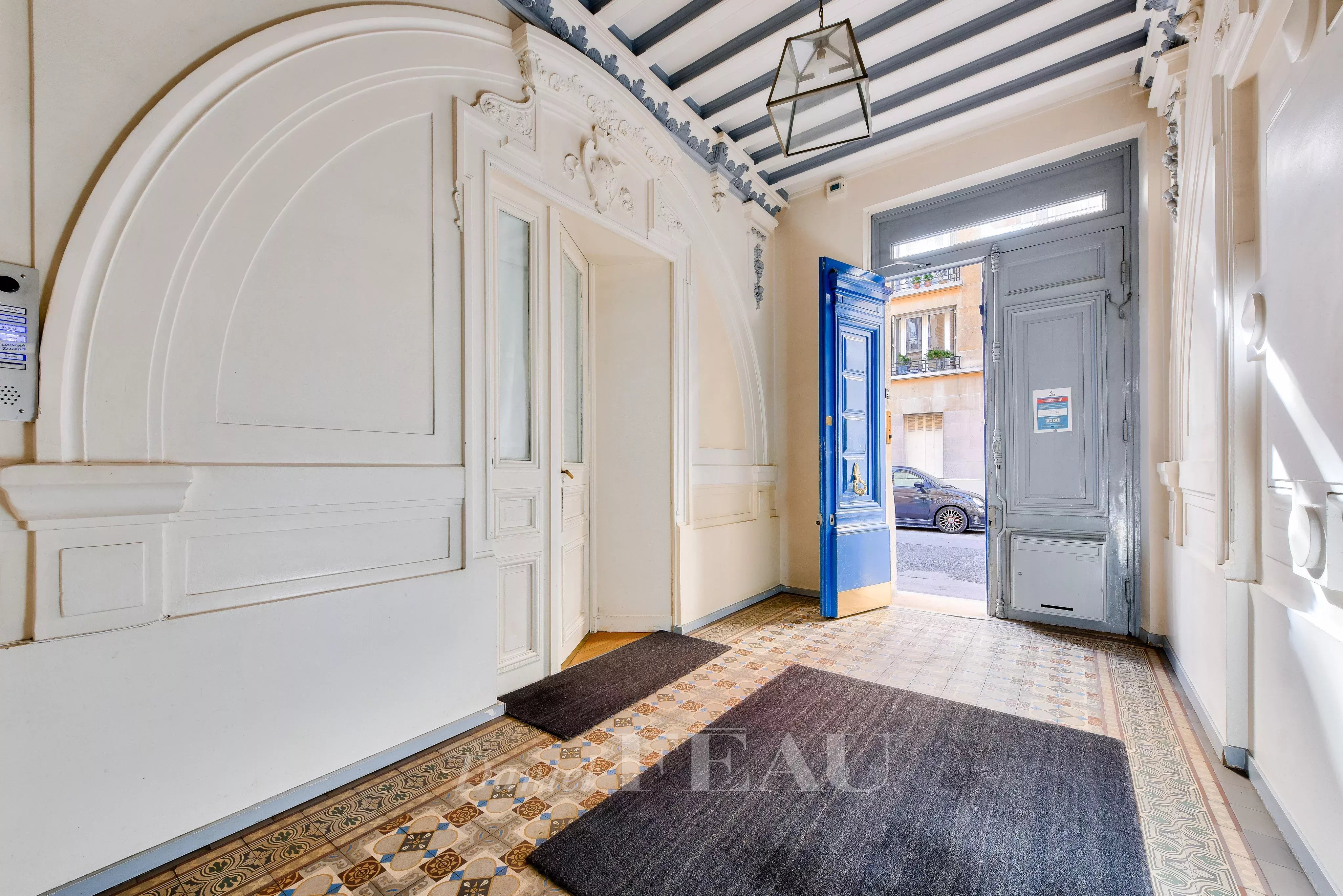 Sale Apartment Paris 15th