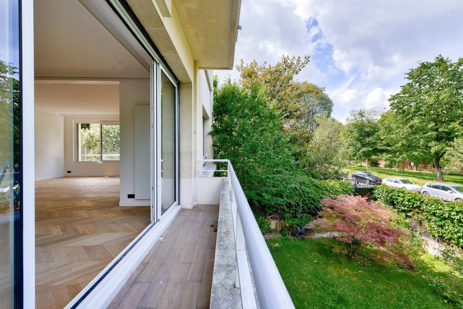 Sale Apartment Paris 16th