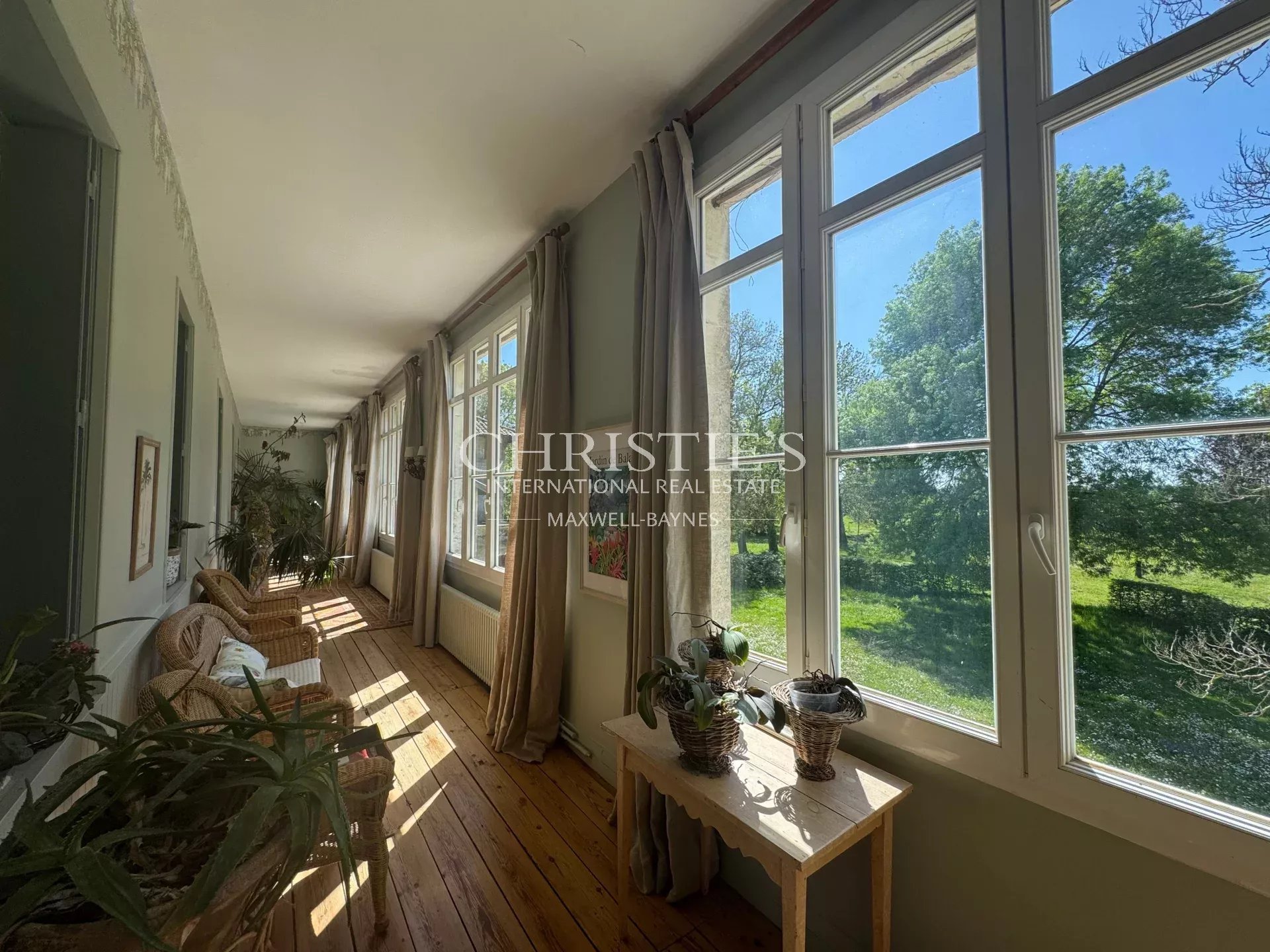 4 Bedroom Villa/Townhouse's Image 9