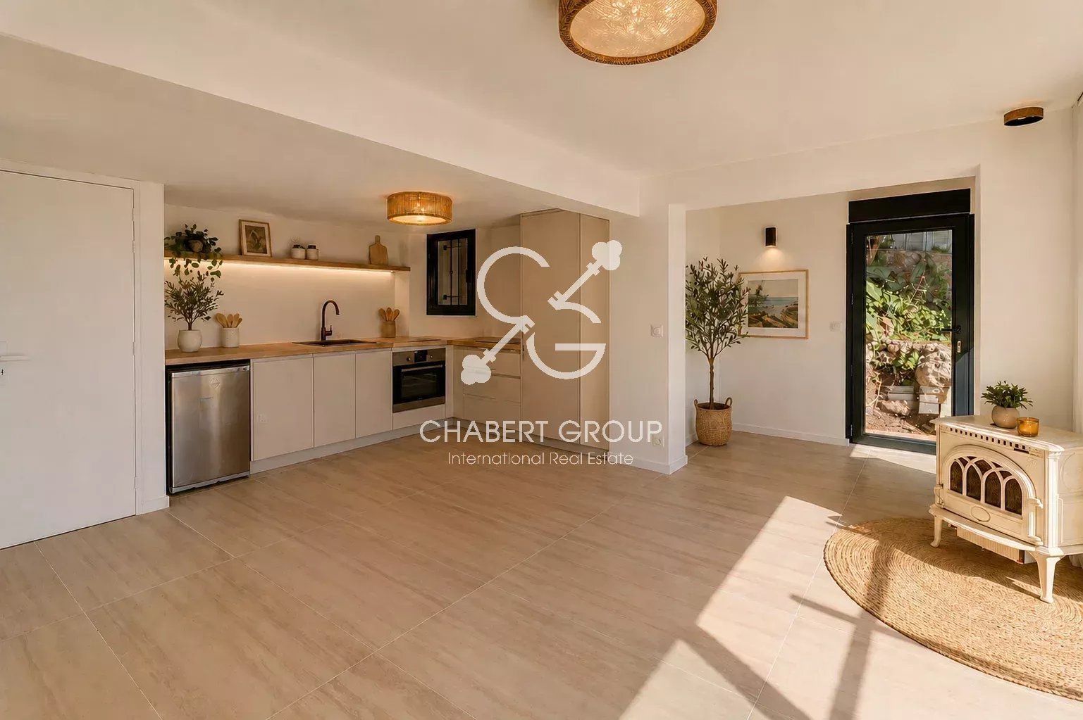 EXCLUSIVITÉ - VILLEFRANCHE-SUR-MER – VILLA 3 PIÈCES – 51 M² – VUE MER PANORAMIQUE – TERRASSES – GARAGE - TERRAIN 250 M² - Photo 5