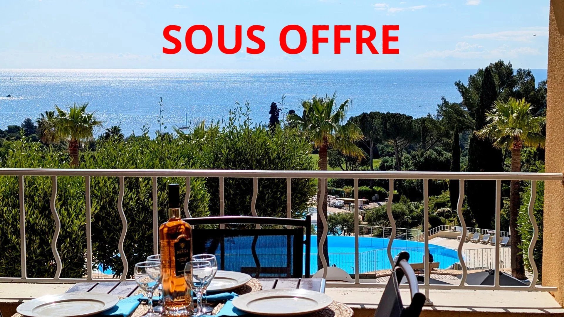SOUS OFFRE AGAY CAP ESTEREL 2 PIECES VUE MER ET PISCINES