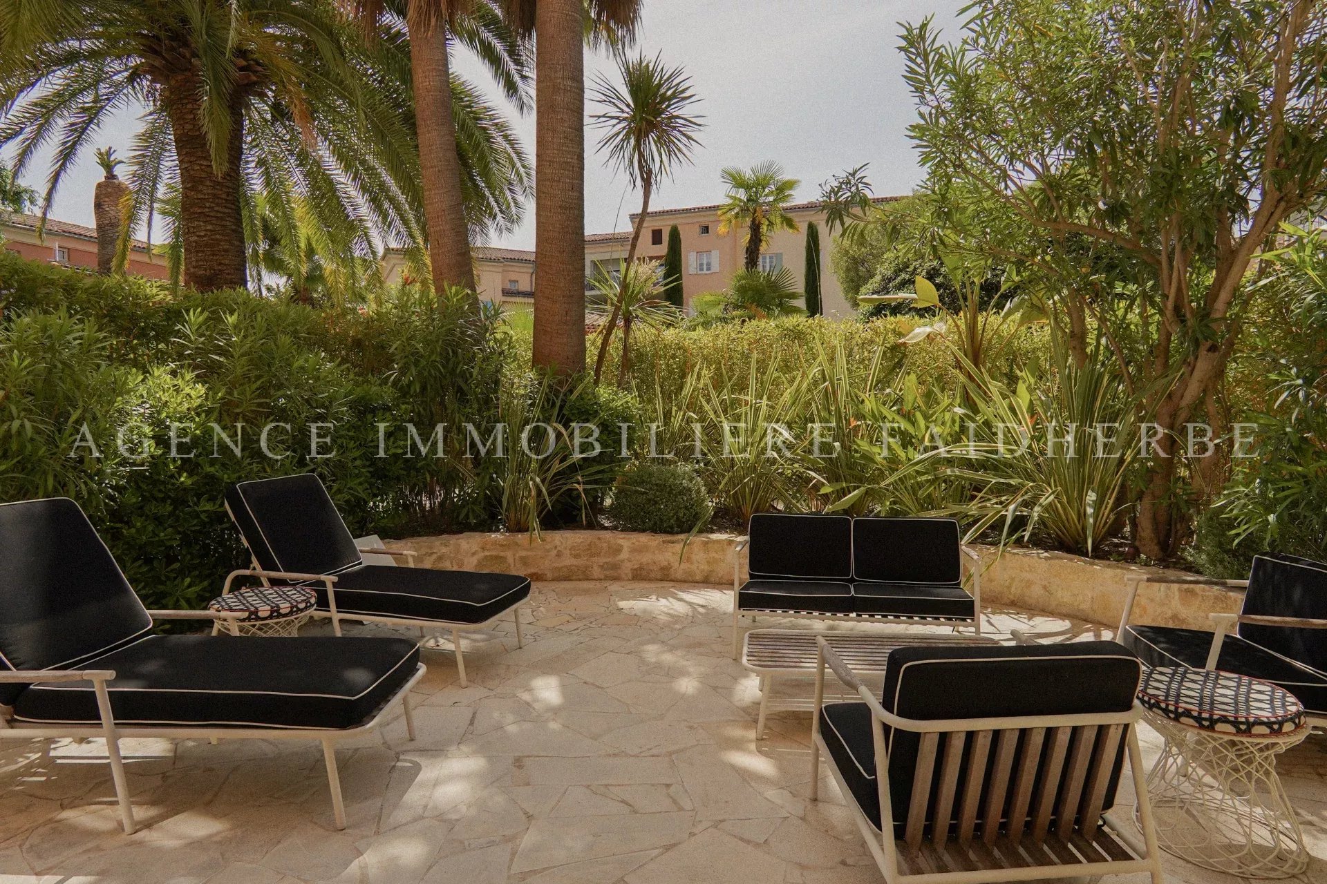 Agence immobilière de STAES IMMOBILIER