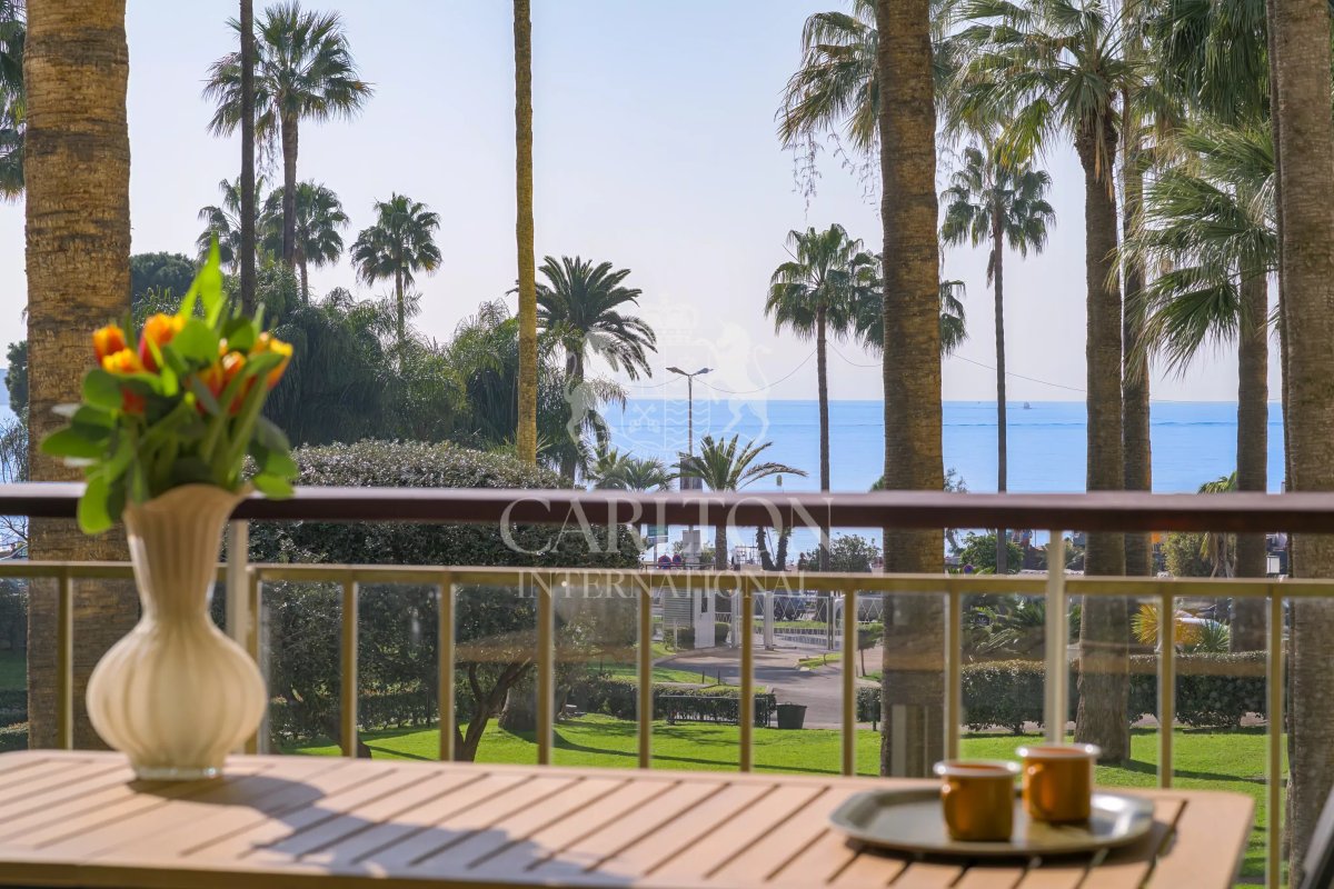 CANNES-CROISETTE: 3P APARTMENT WITH SEA AND GARDEN VIEW
