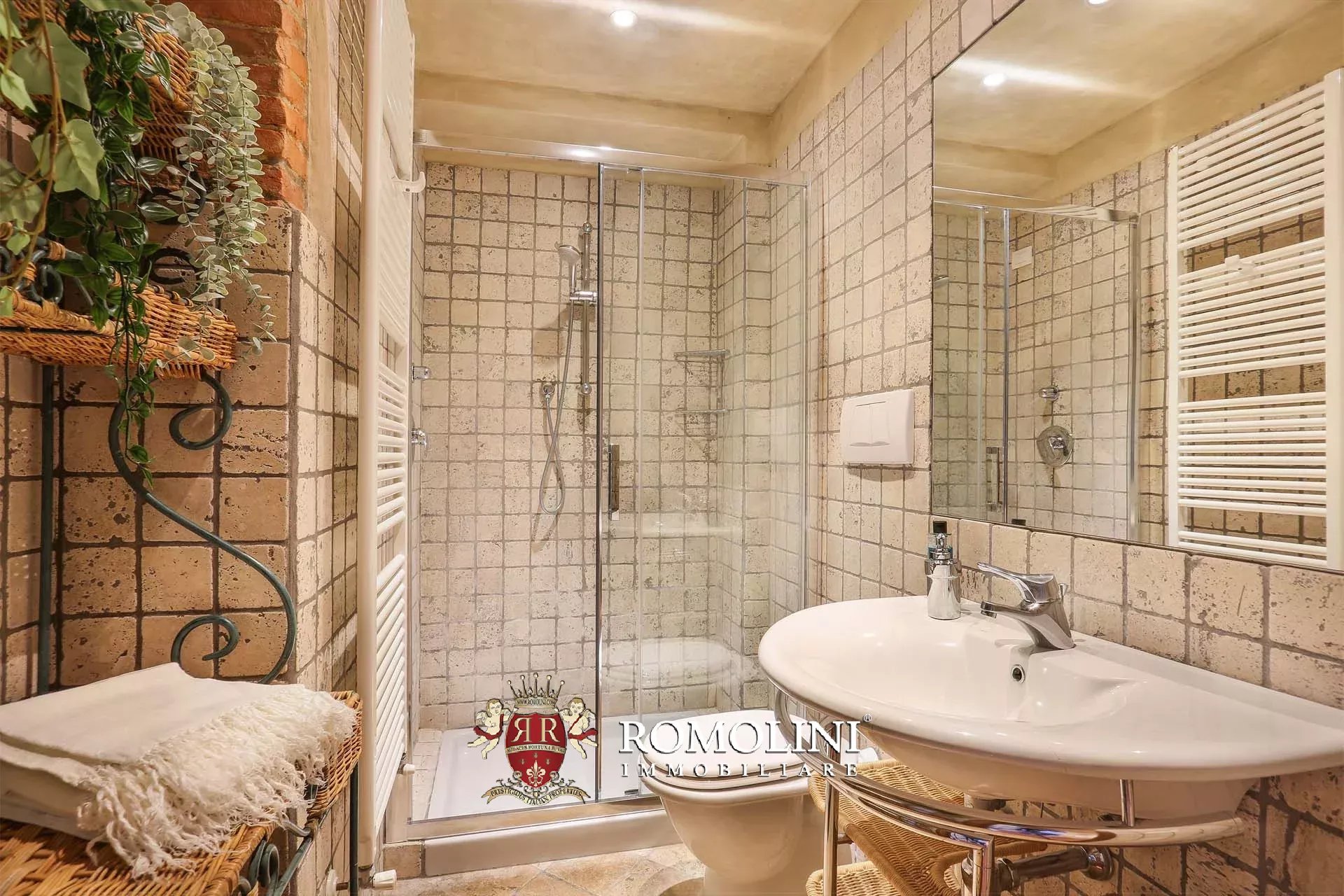 25 Bedroom Vineyard's Image 134
