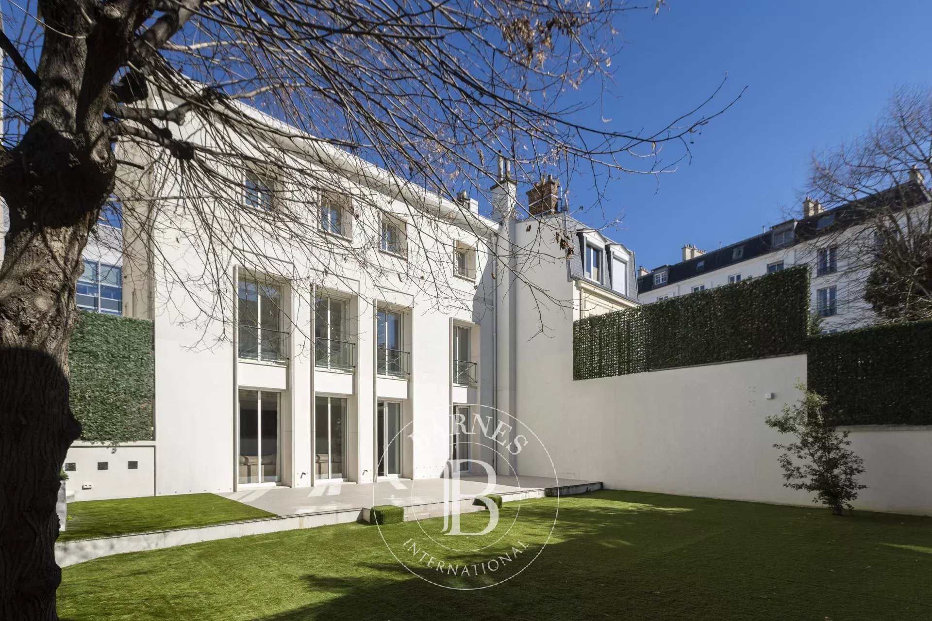 Mansion Neuilly-sur-Seine  -  ref 86835127 (picture 1)