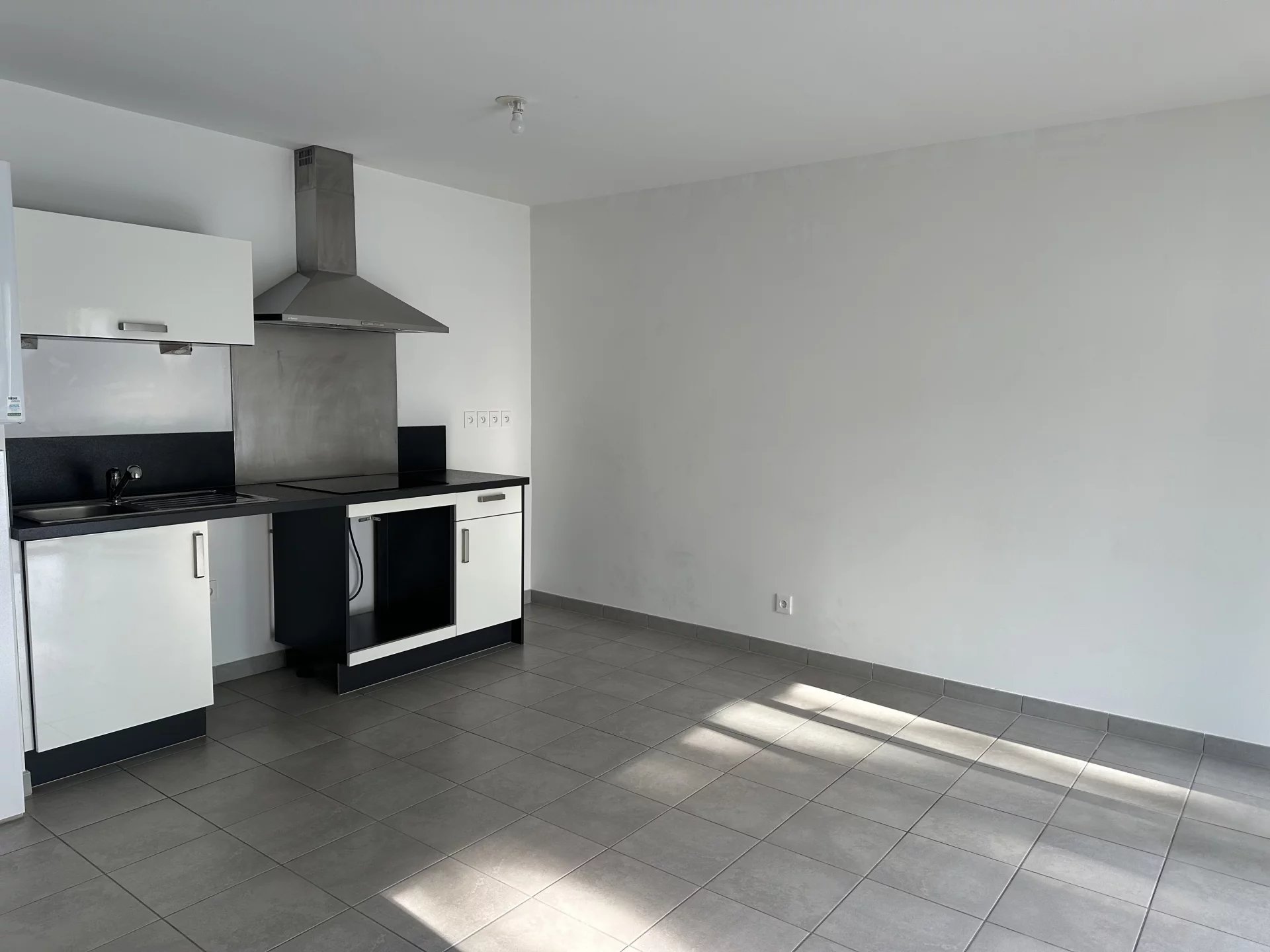 87157300 Vente Lentilly