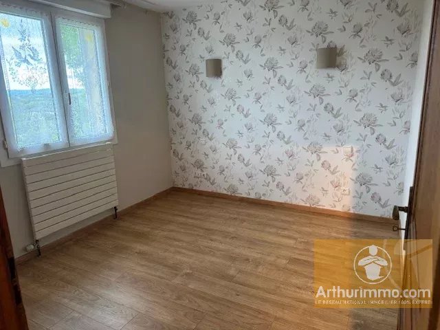 maison 140 m² Montrozier — photo 9