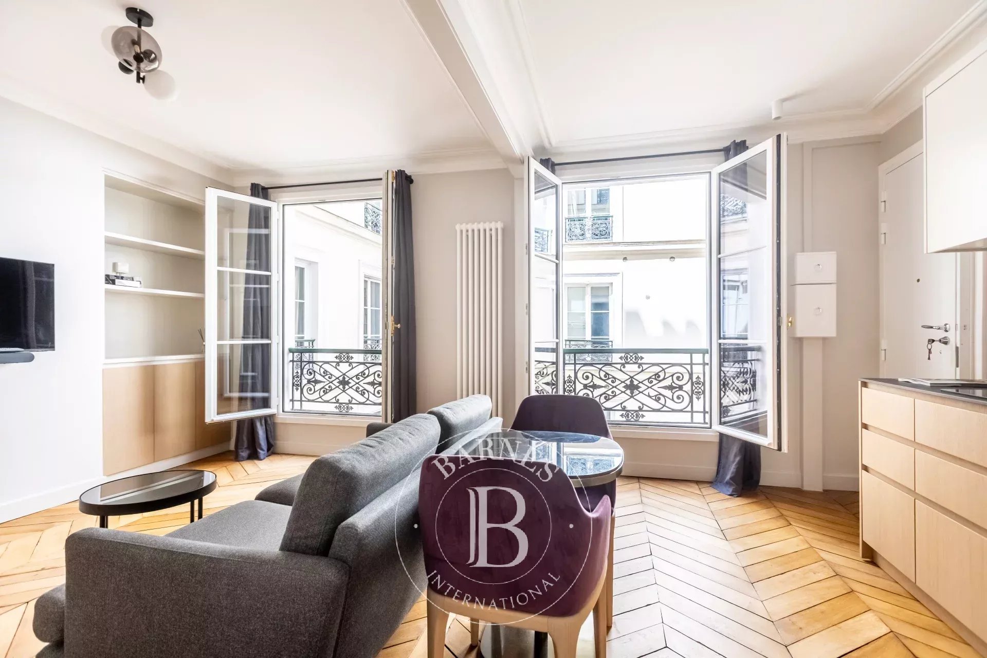 Appartement Paris 75001  -  ref 87094563 (picture 3)
