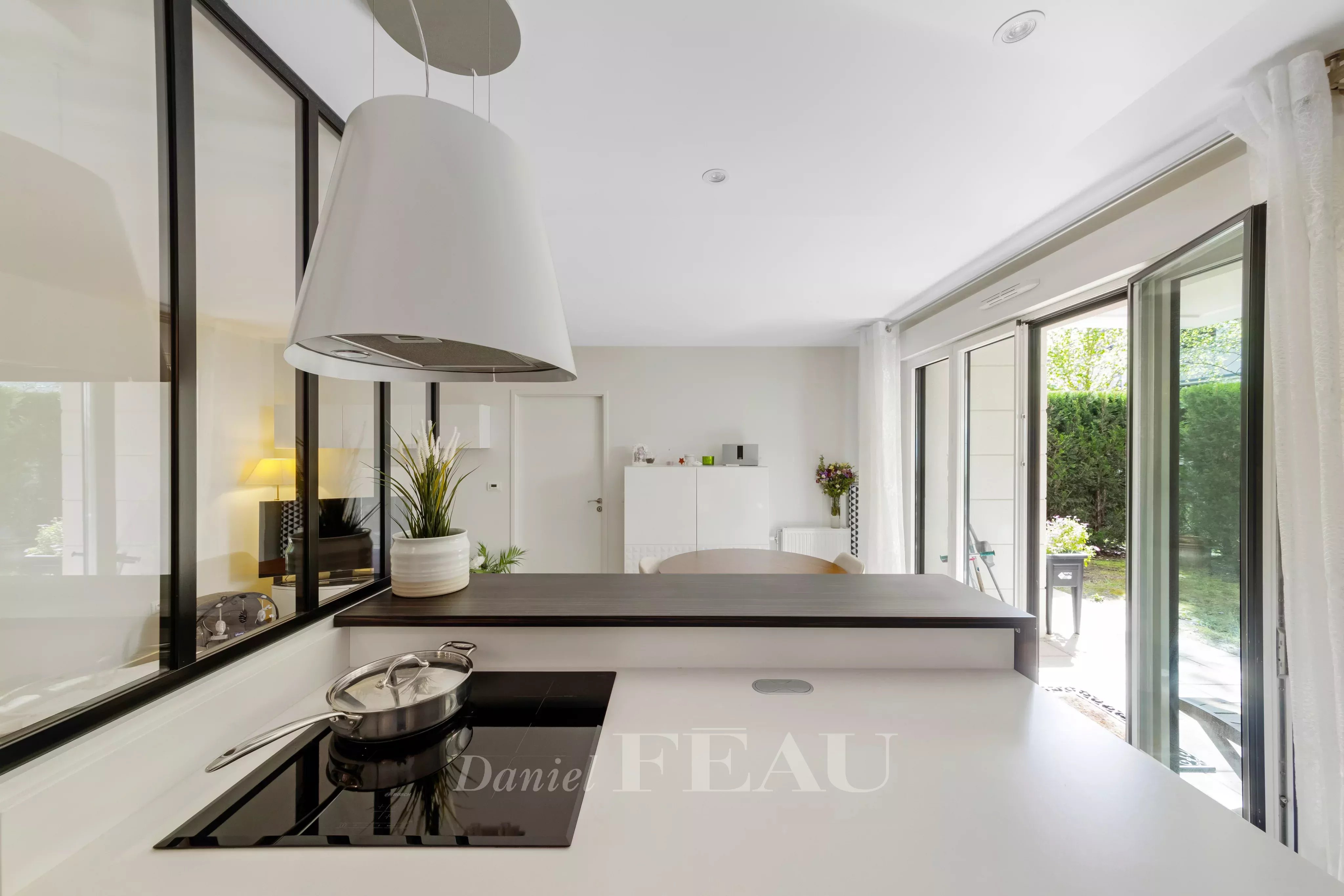 Sale Apartment Saint-Cloud