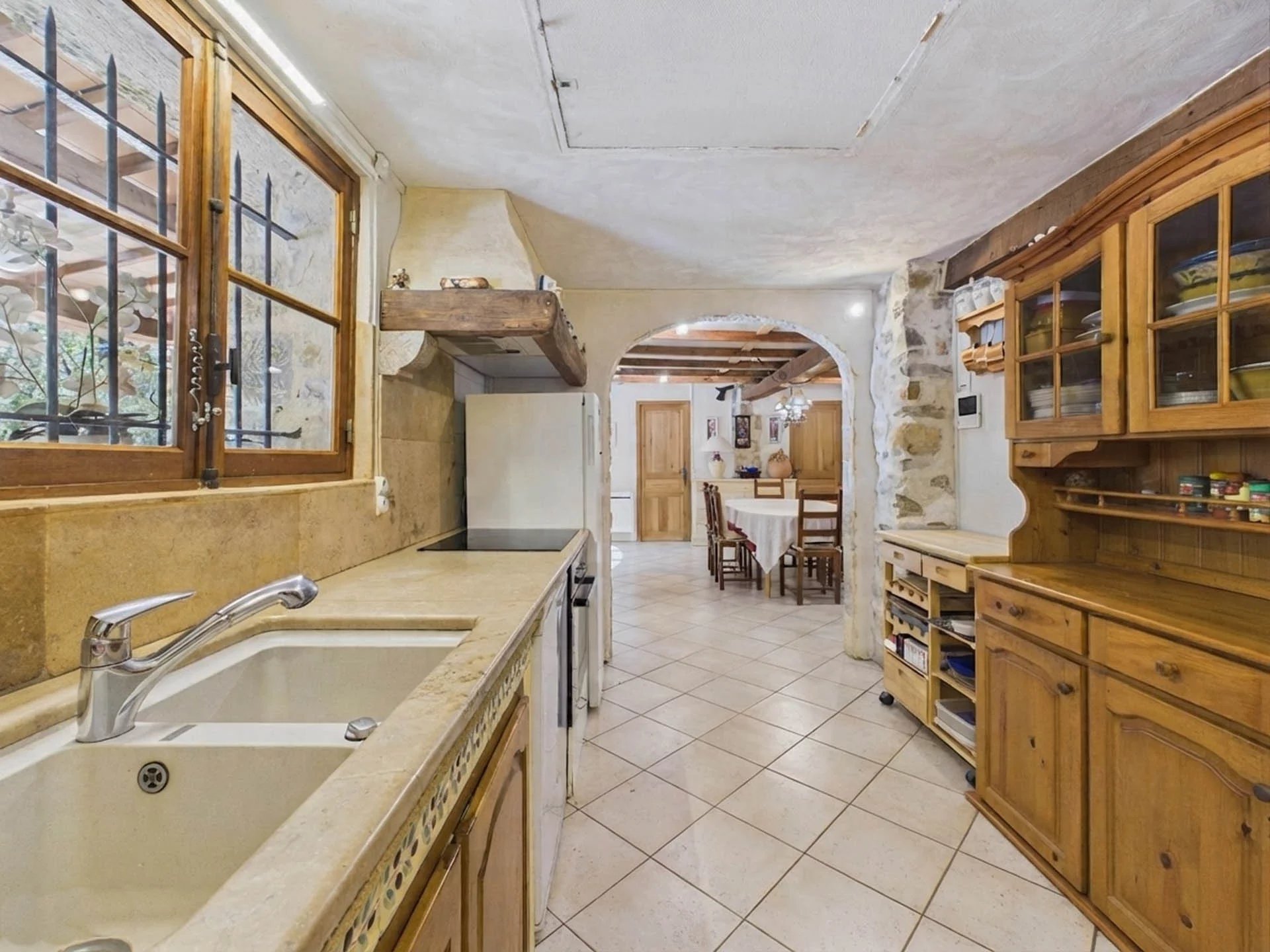 Authentic old stone house - TOURRETTES