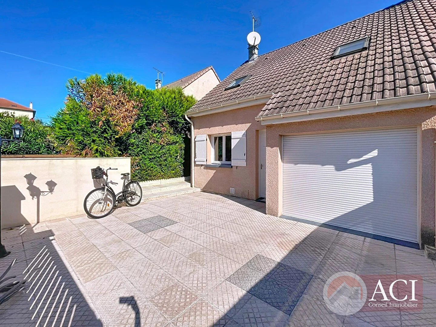 MONTMAGNY - MAISON 4 PIECES