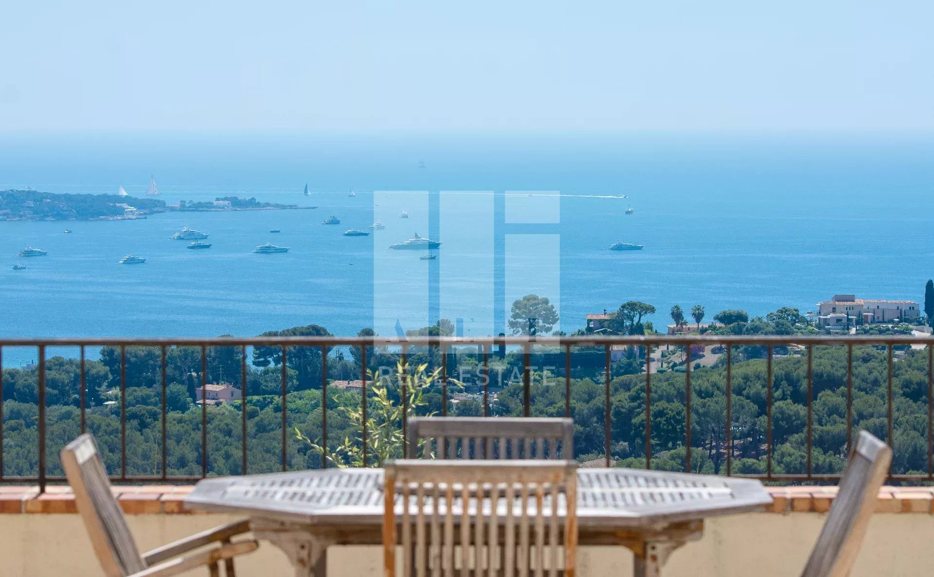 Agence immobilière de AEI REAL ESTATE