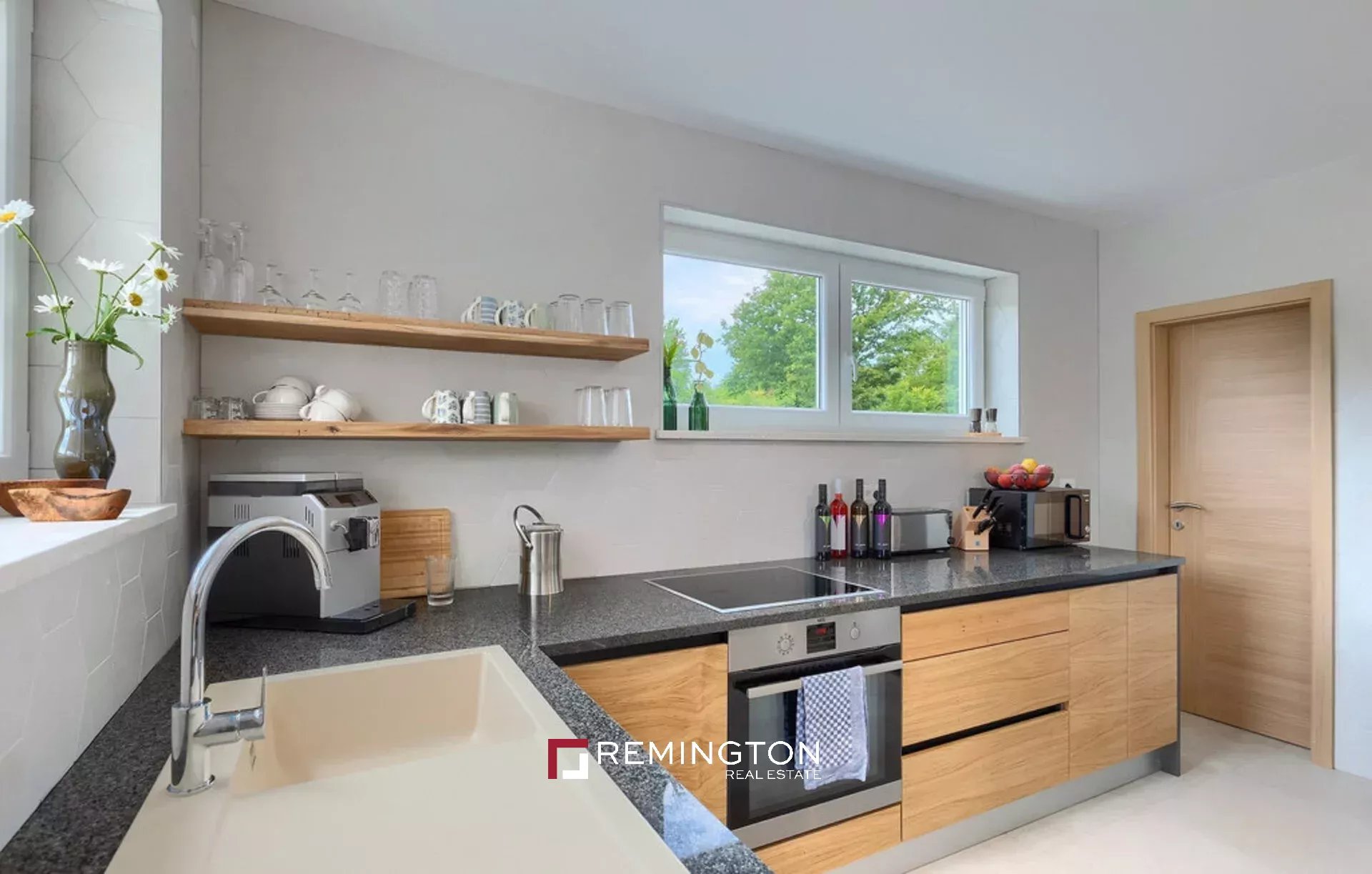 3 Bedroom Villa/Townhouse's Image 10