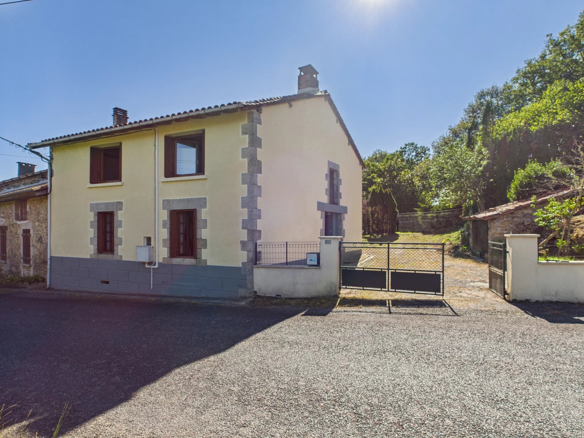 House in Marval - Image 2