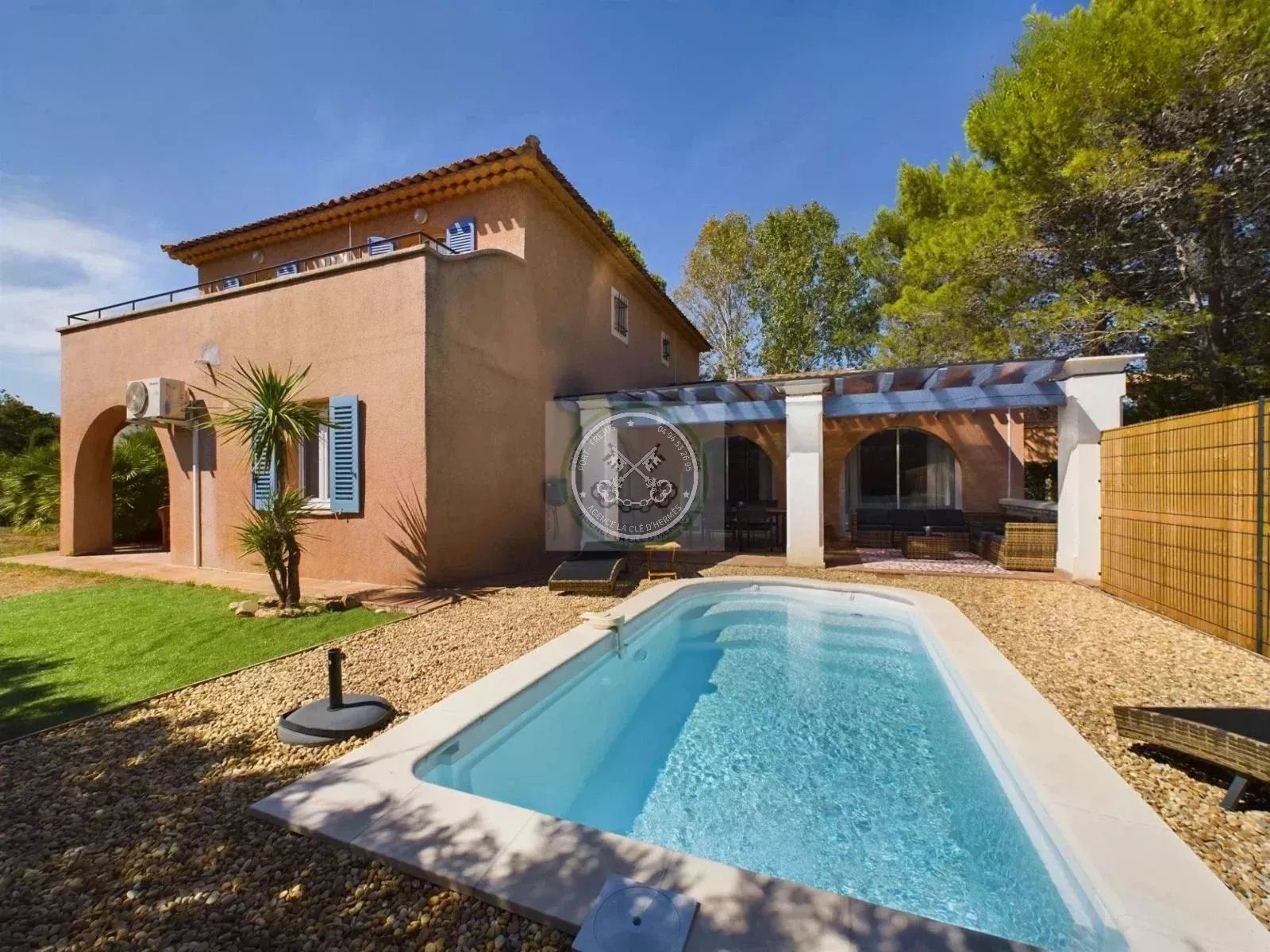 Agence immobilière de 