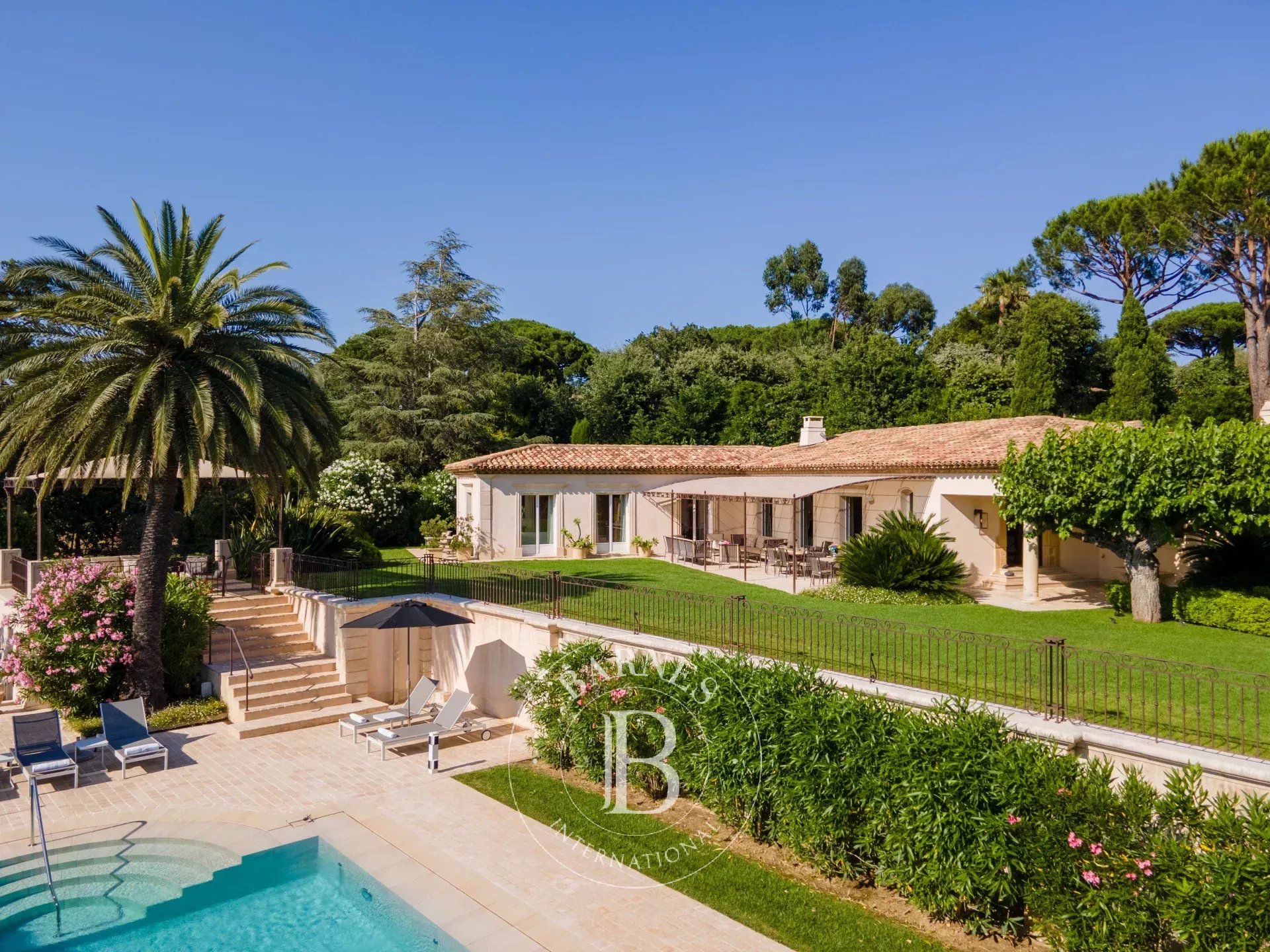 Villa Saint-Tropez  -  ref 2213460 (picture 1)