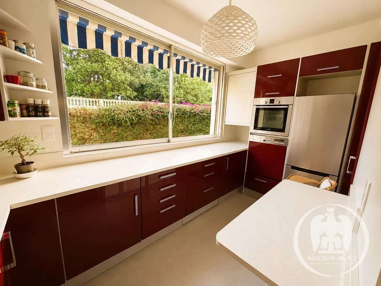 Appartement  - Appartement  - 3 pièces  - 81.65 m² -  477 000 € - À vendre