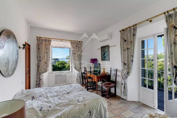 Luxury Villa Sainte-Maxime | Sea View Family Estate Saint-Tropez — photo 7