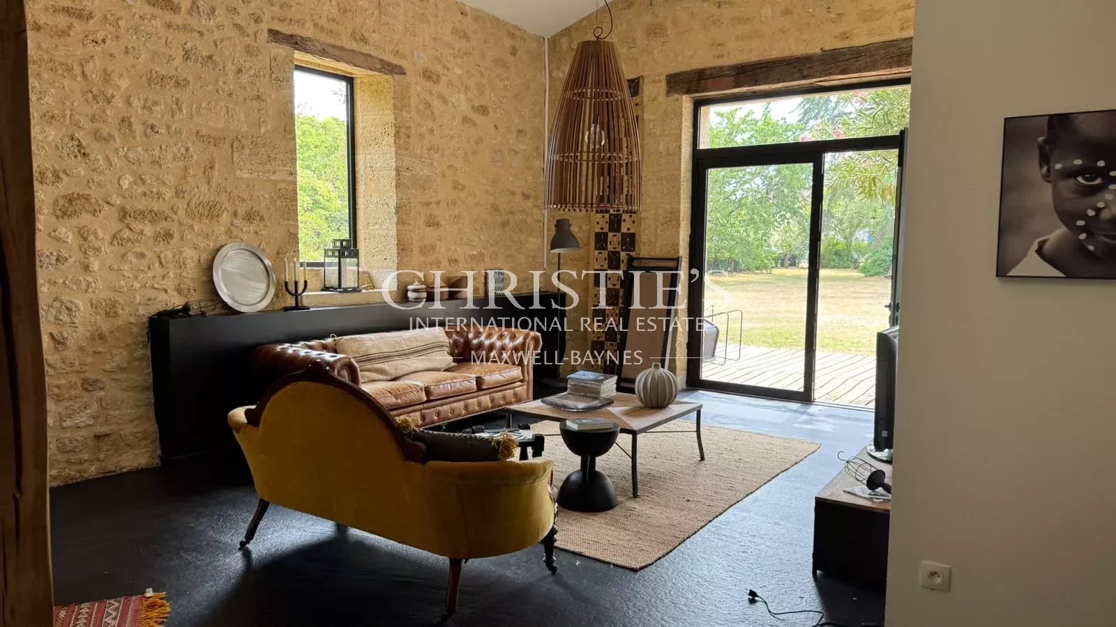 9 Bedroom Villa/Townhouse's Image 24