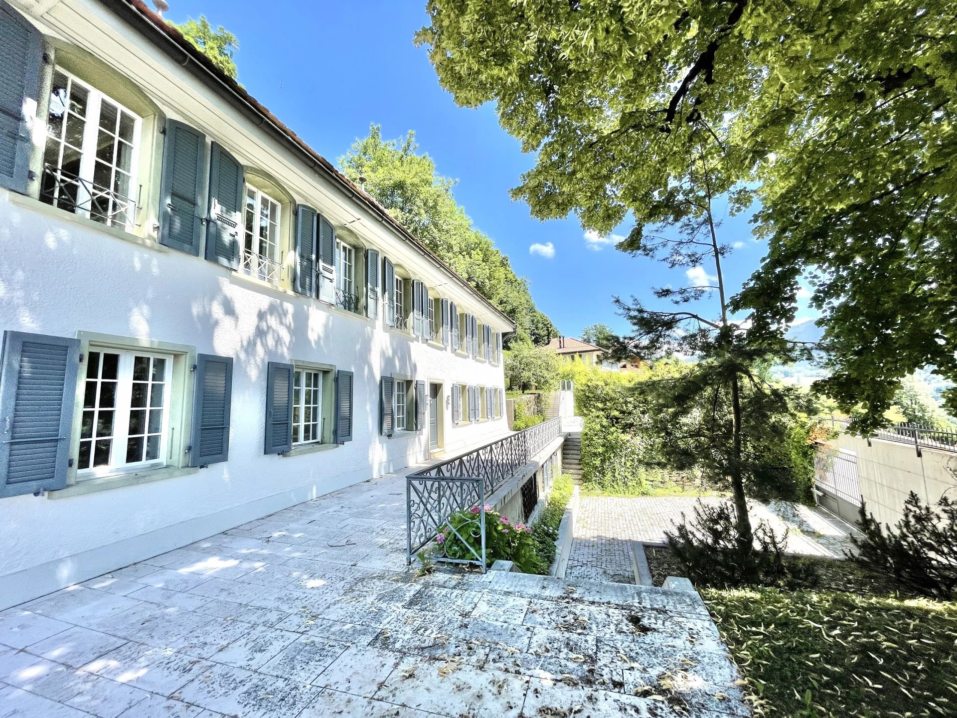 Superbe bâtisse avec cachet, totalement rénovée avec goût