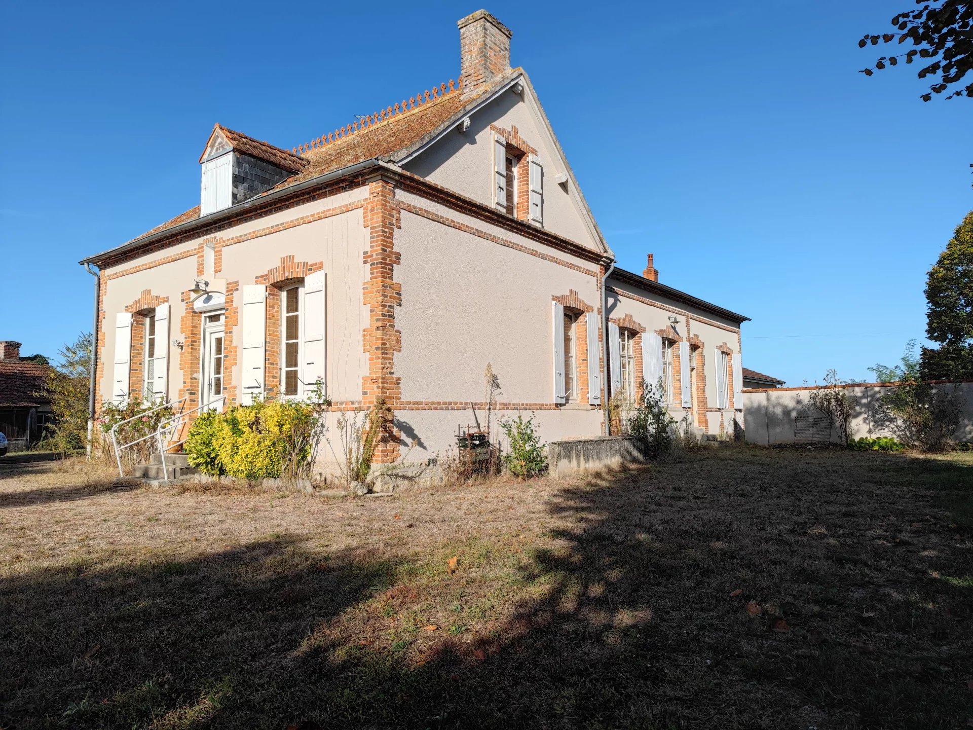 Frankrijk ~ Auvergne ~ 03 - Allier - Woonhuis