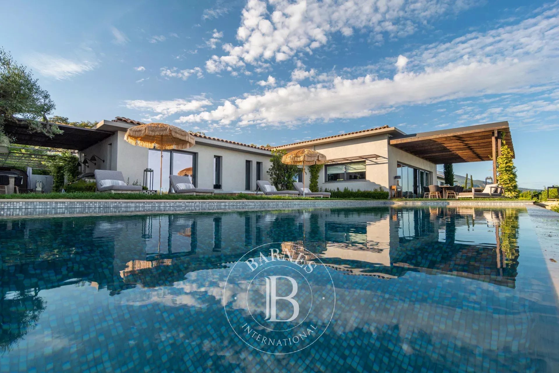 Villa Châteauneuf-Grasse  -  ref 82226843 (picture 1)