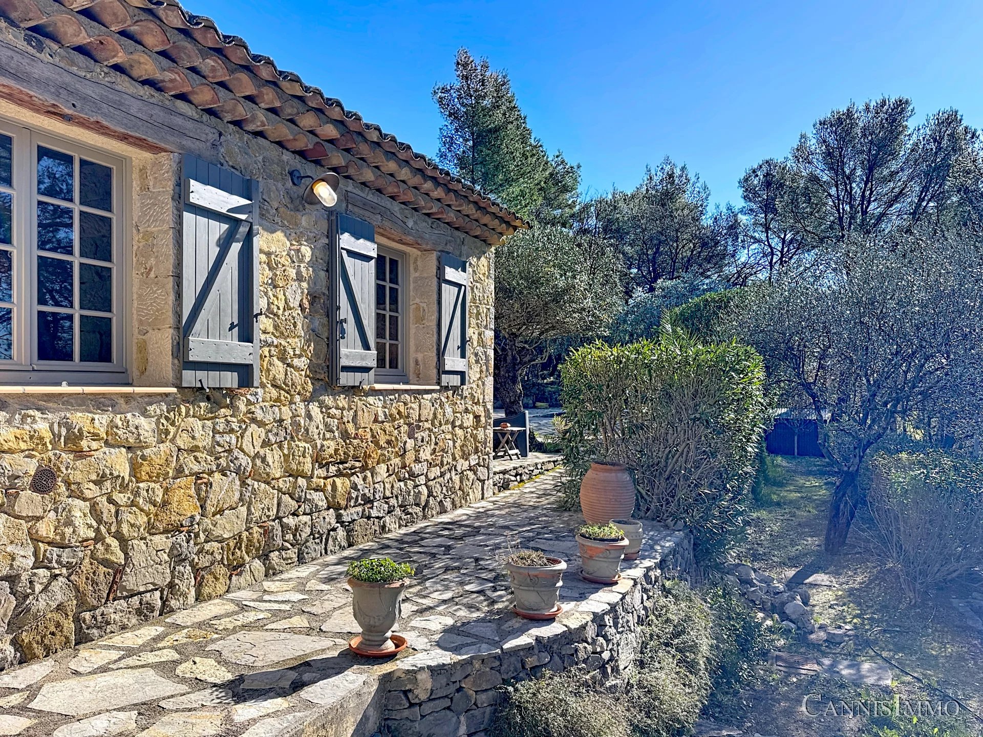 Agence immobilière de CANNISIMMO