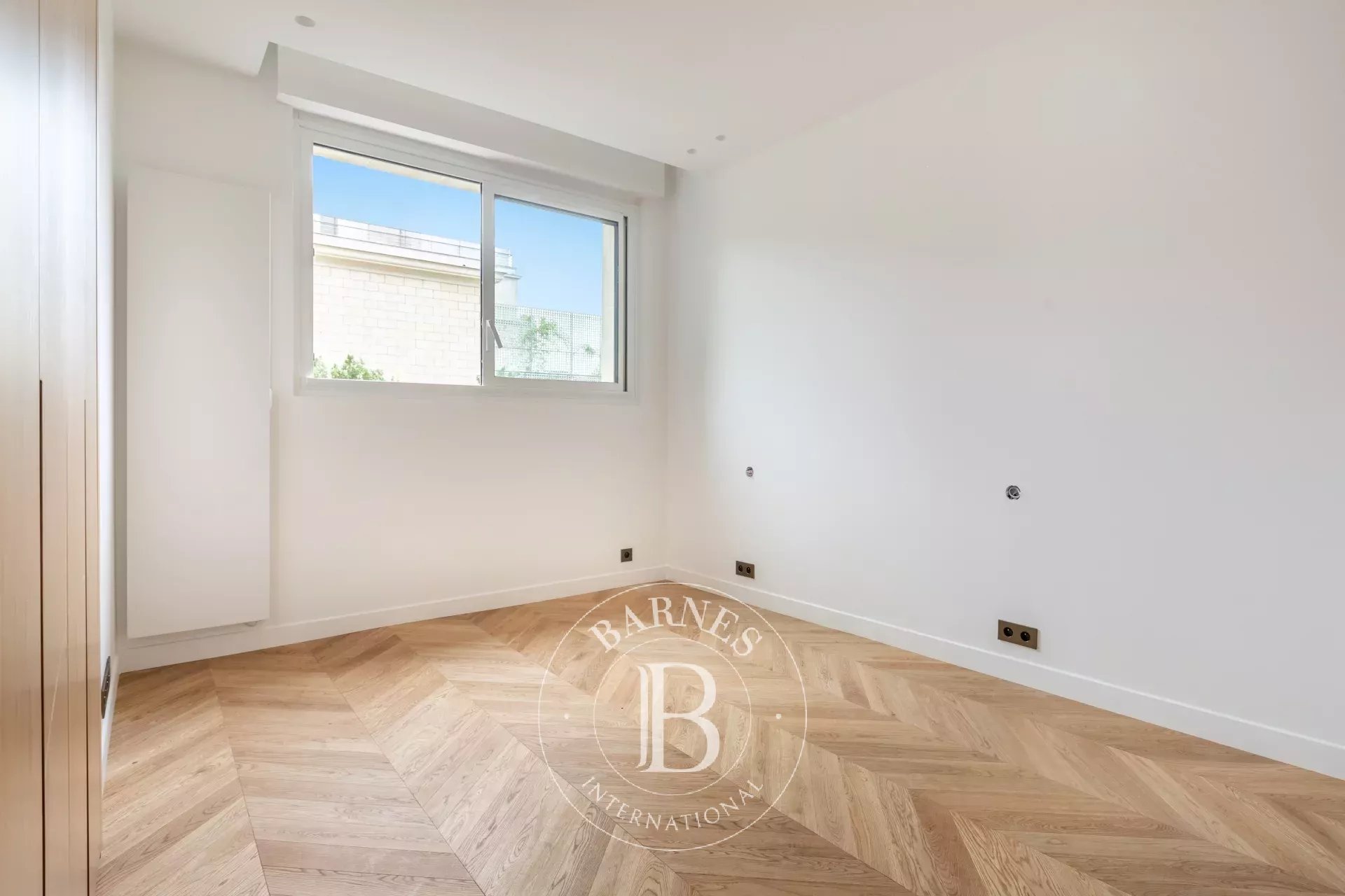Paris  - Apartment 4 Bedrooms - picture 12