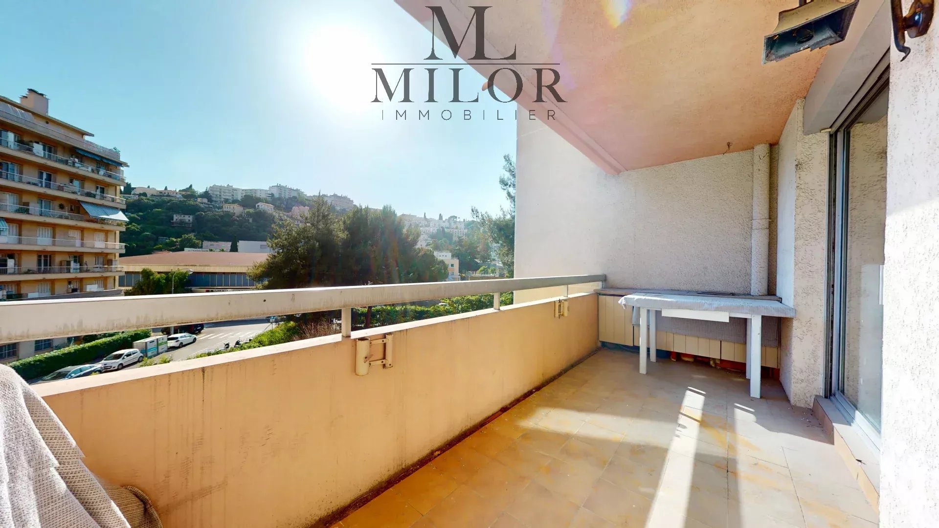 3 PIECES - TERRASSE - VUE DÉGAGÉE