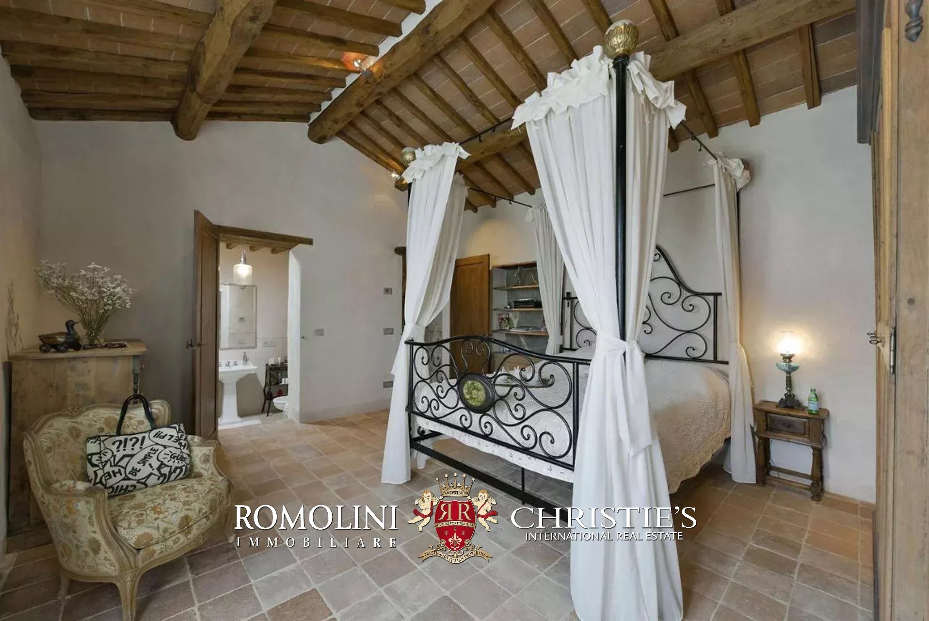 4 Bedroom Villa/Townhouse's Image 30
